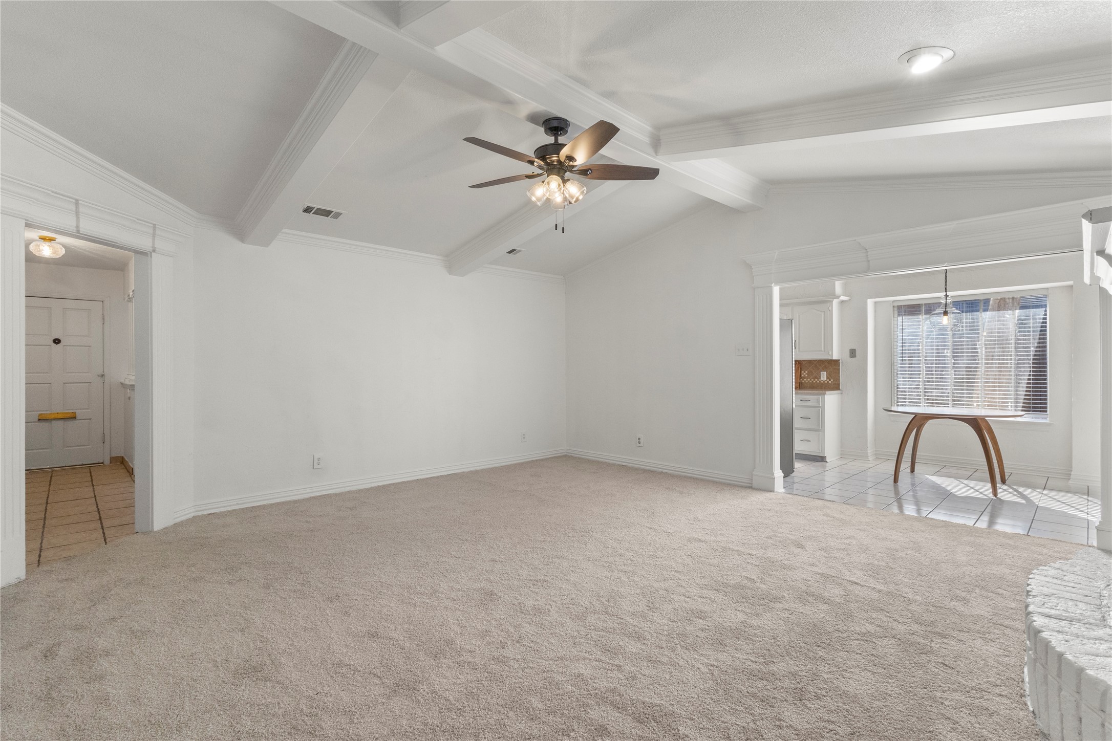607 Parkwood Circle