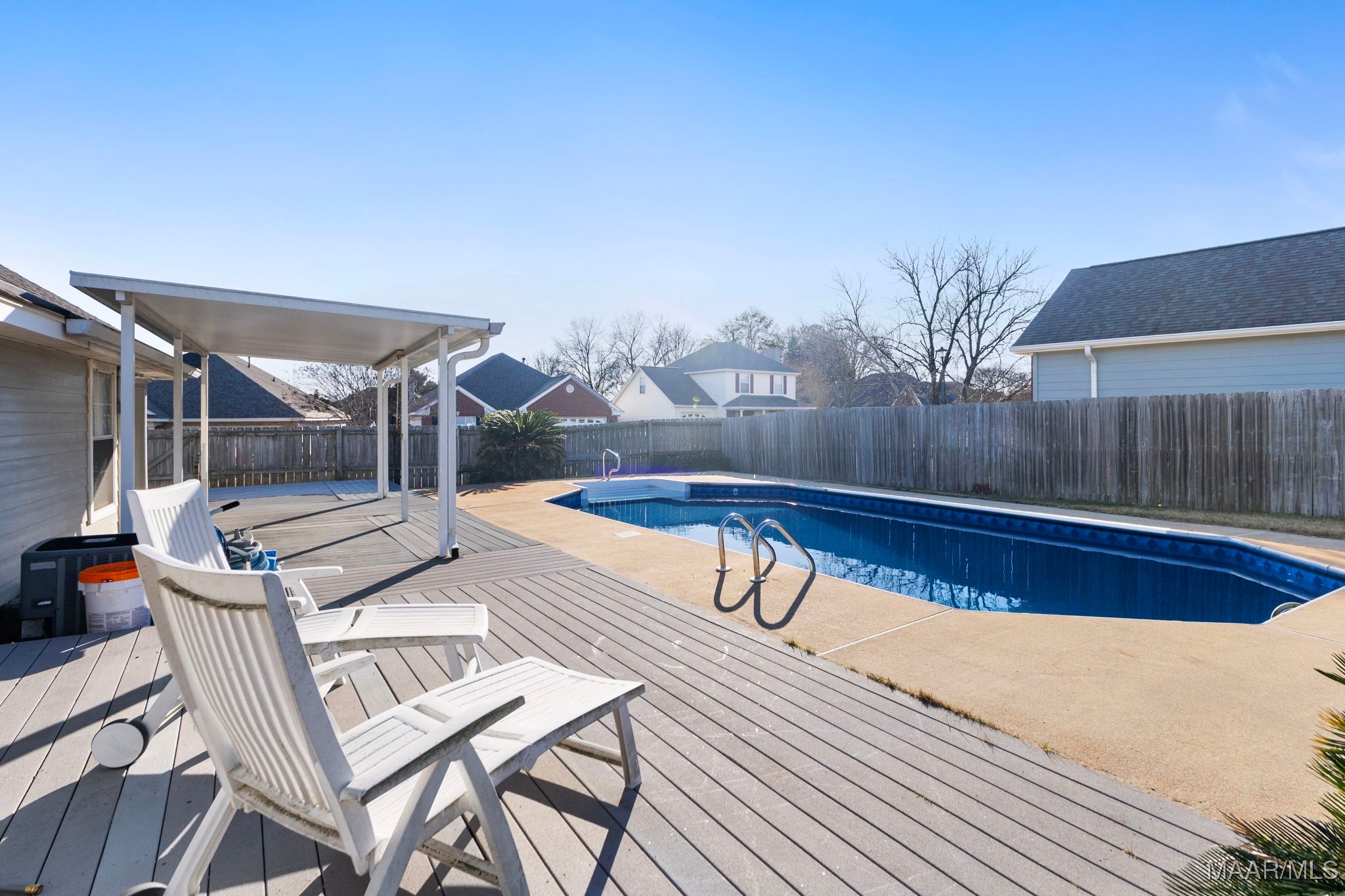 1691 Hawthorne Lane