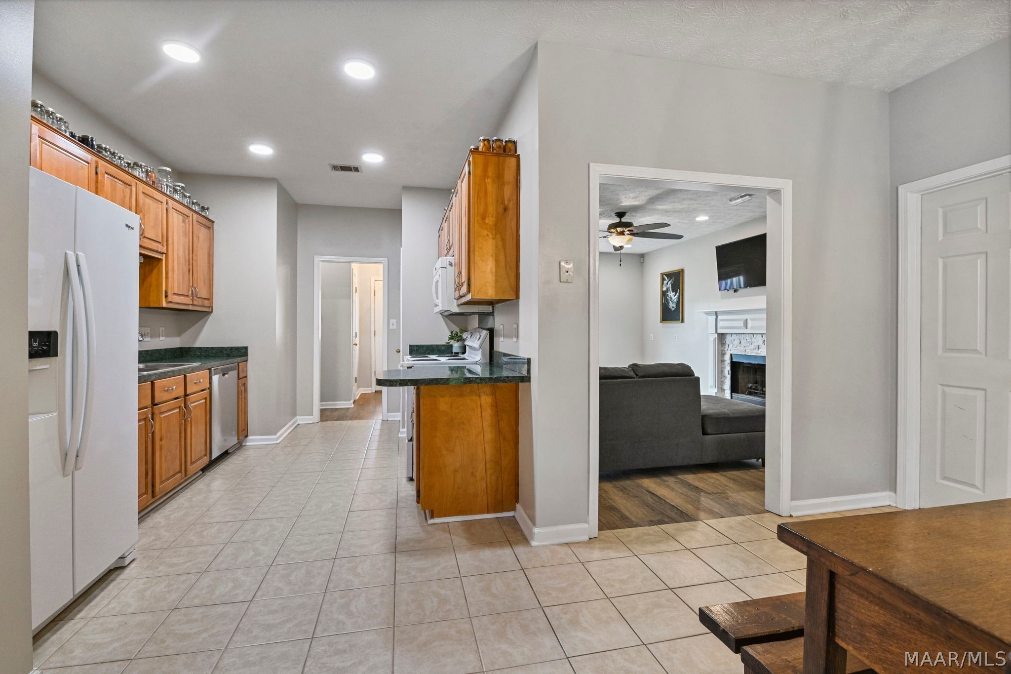 145 LILLY PAD Circle
