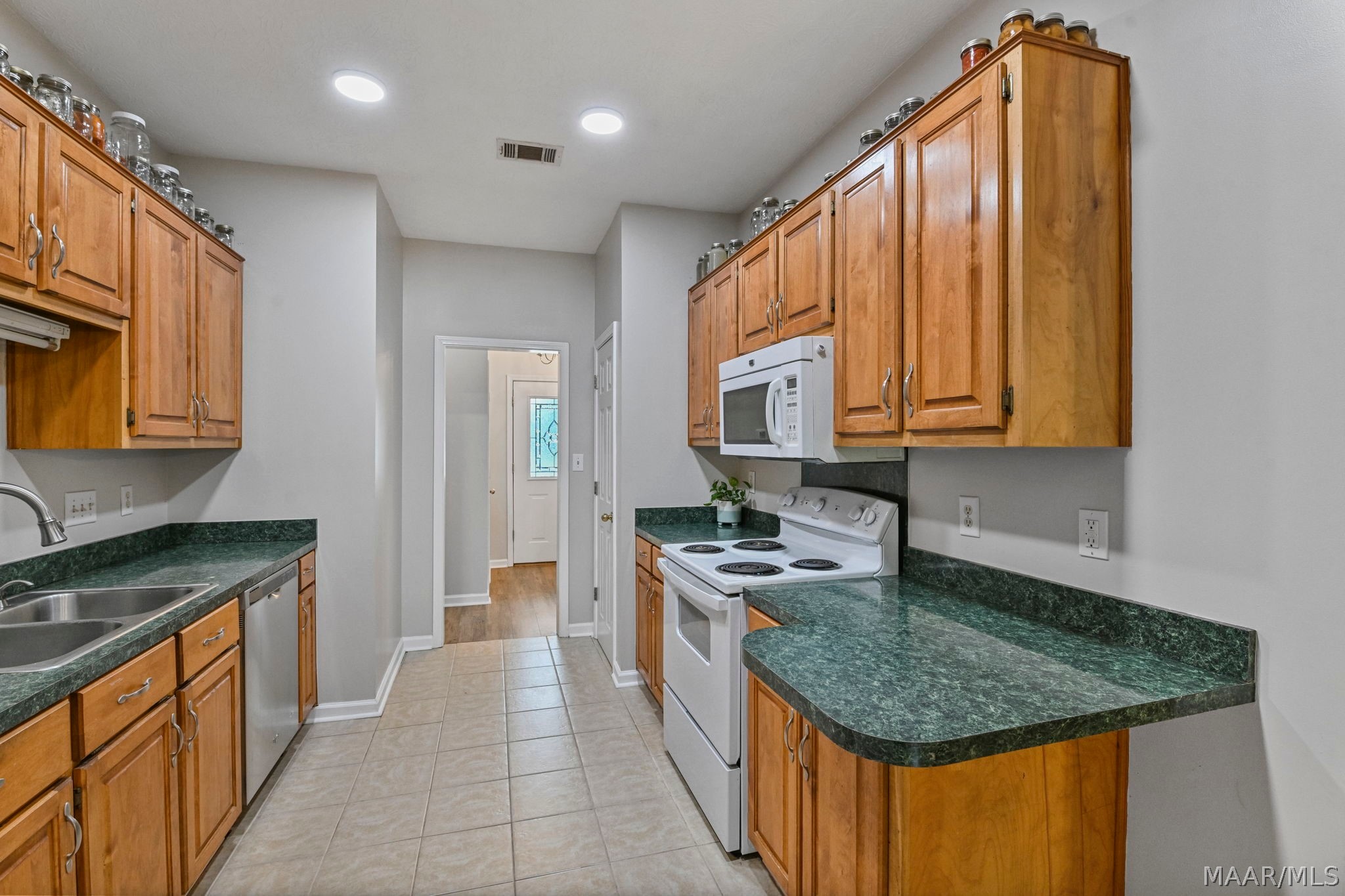 145 LILLY PAD Circle