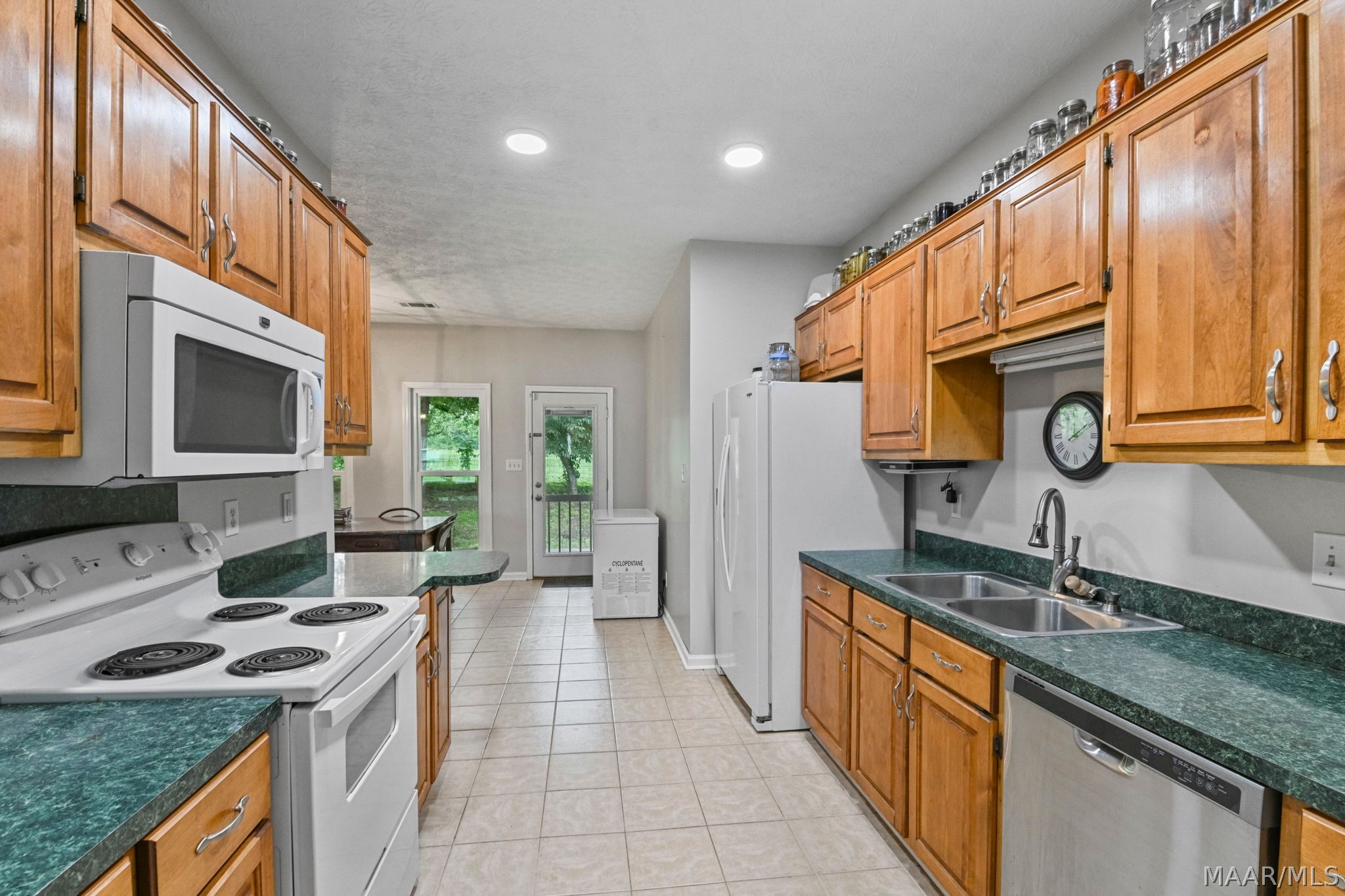 145 LILLY PAD Circle