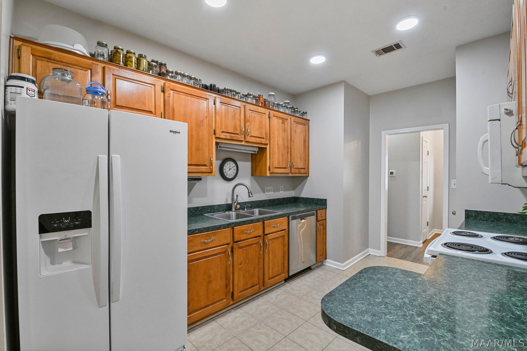 145 LILLY PAD Circle