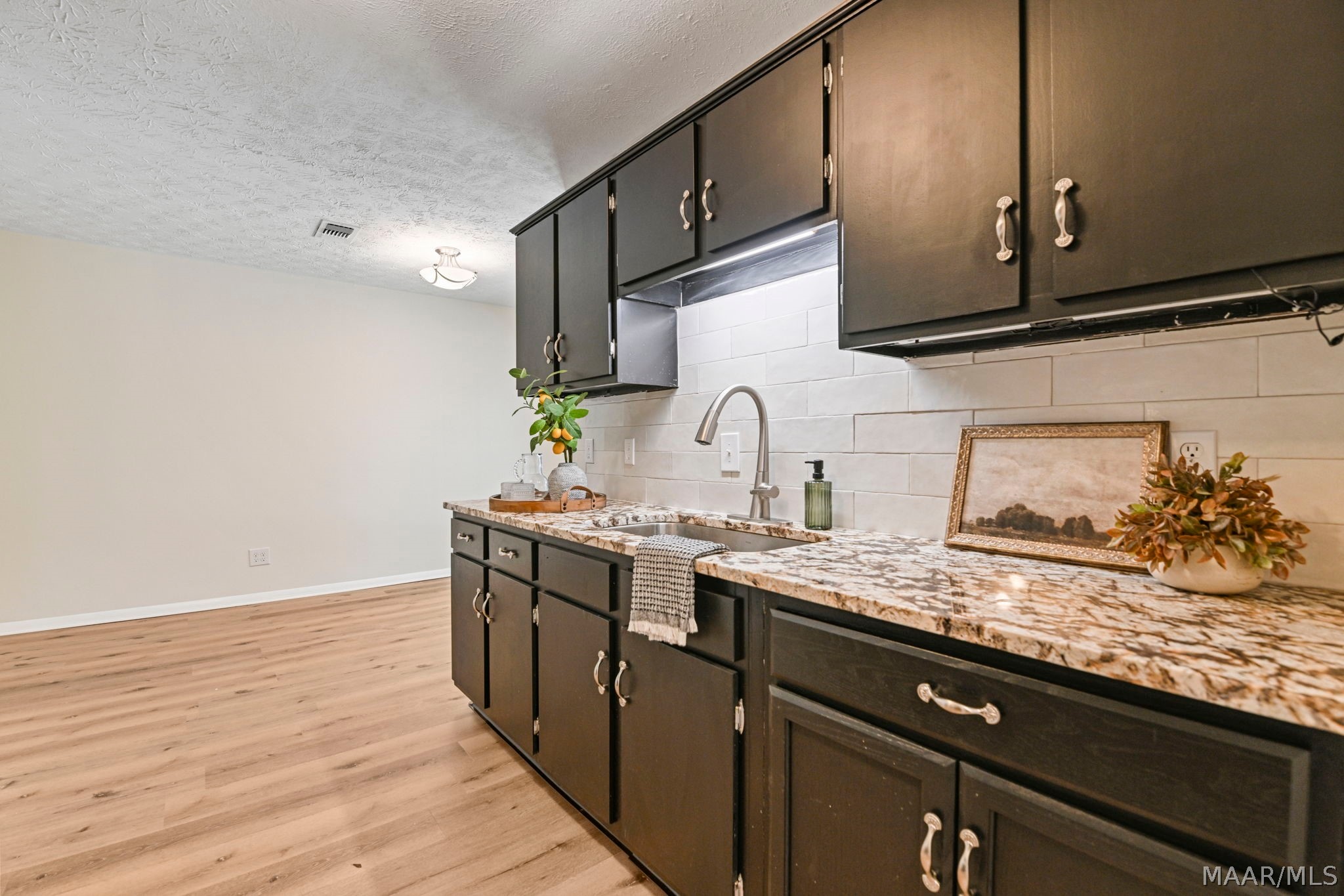 1212 Gardenia Circle