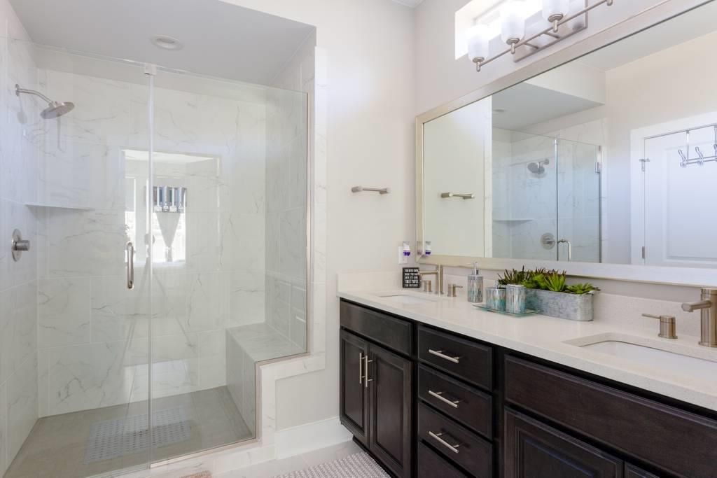 807 E 16th ST # B Unit: A & B