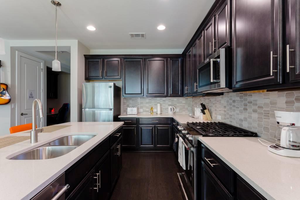 807 E 16th ST # B Unit: A & B