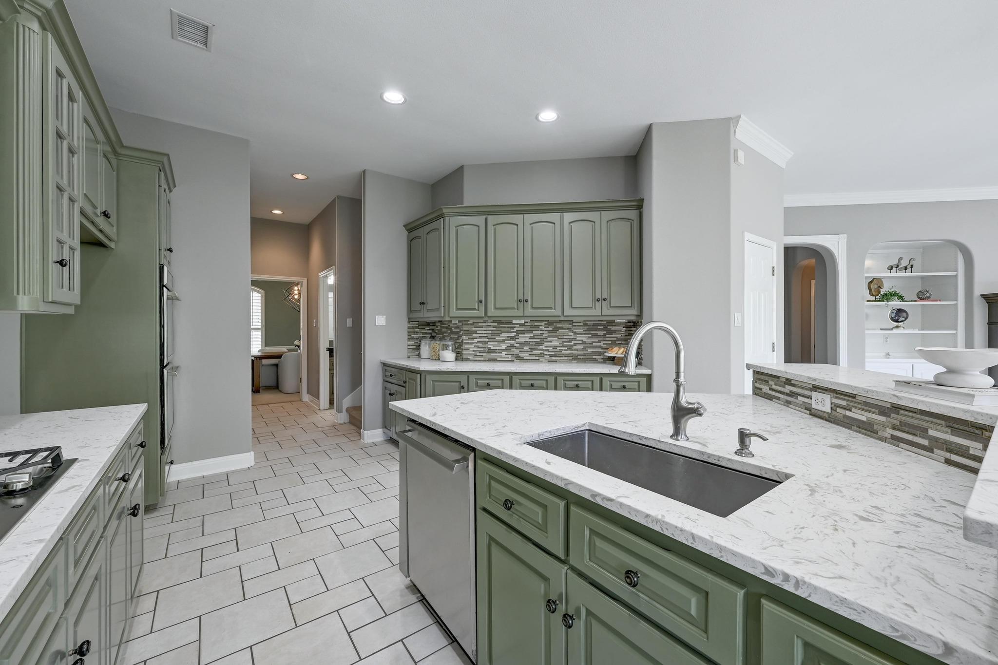 12004 Mira Mesa DR