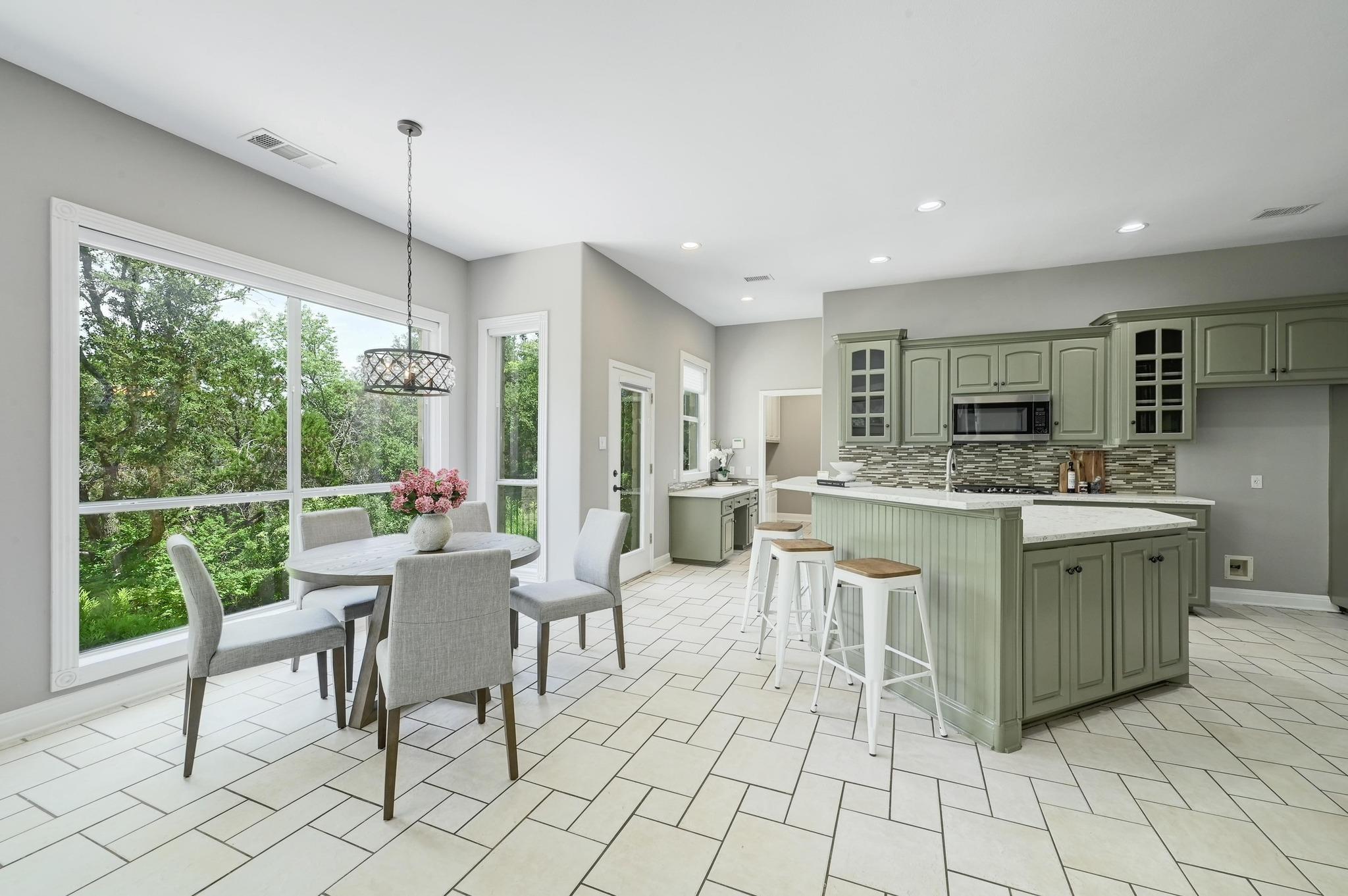 12004 Mira Mesa DR