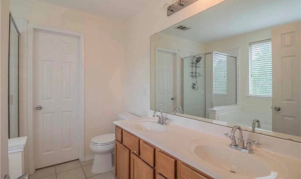 14045 Lost Spurs Road