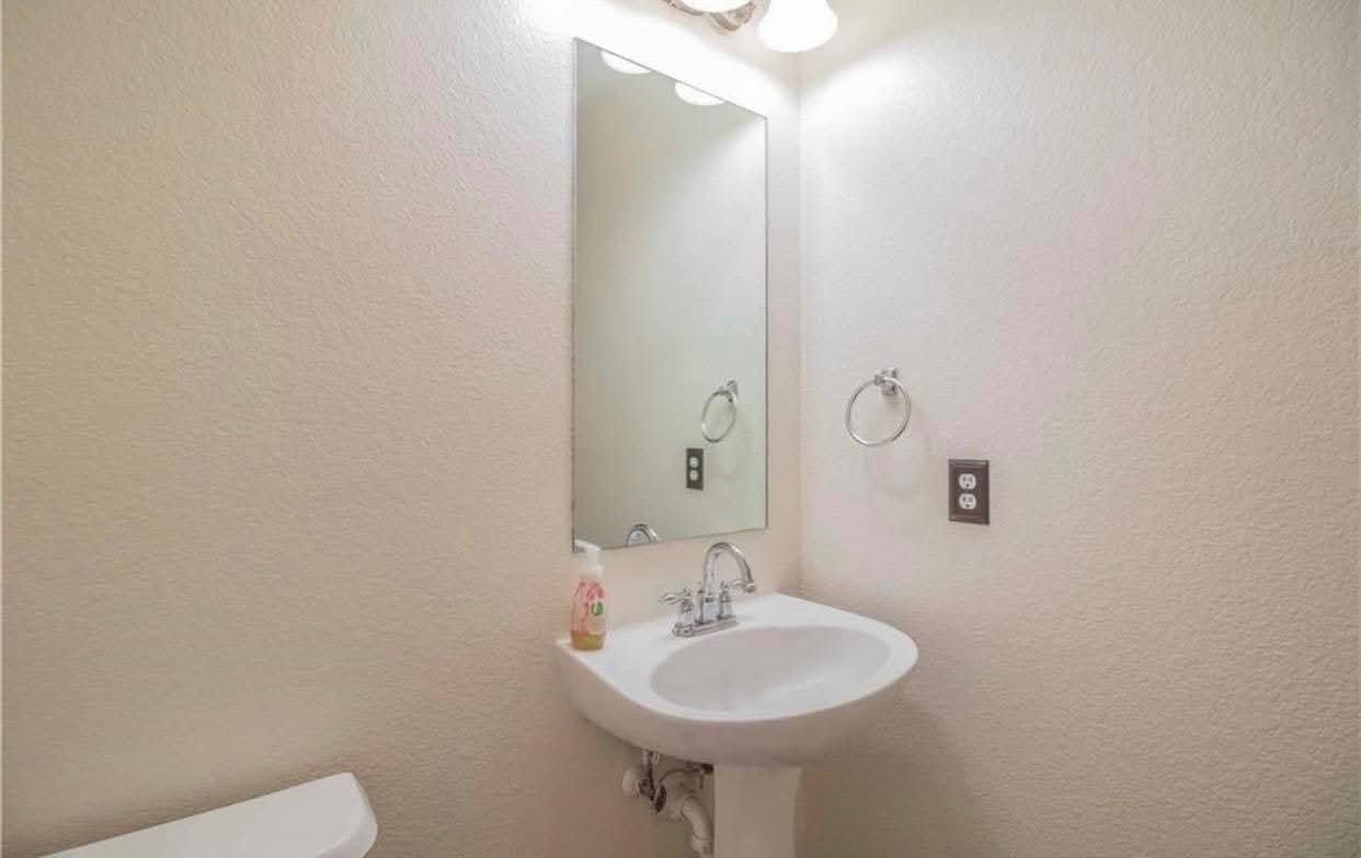 14045 Lost Spurs Road