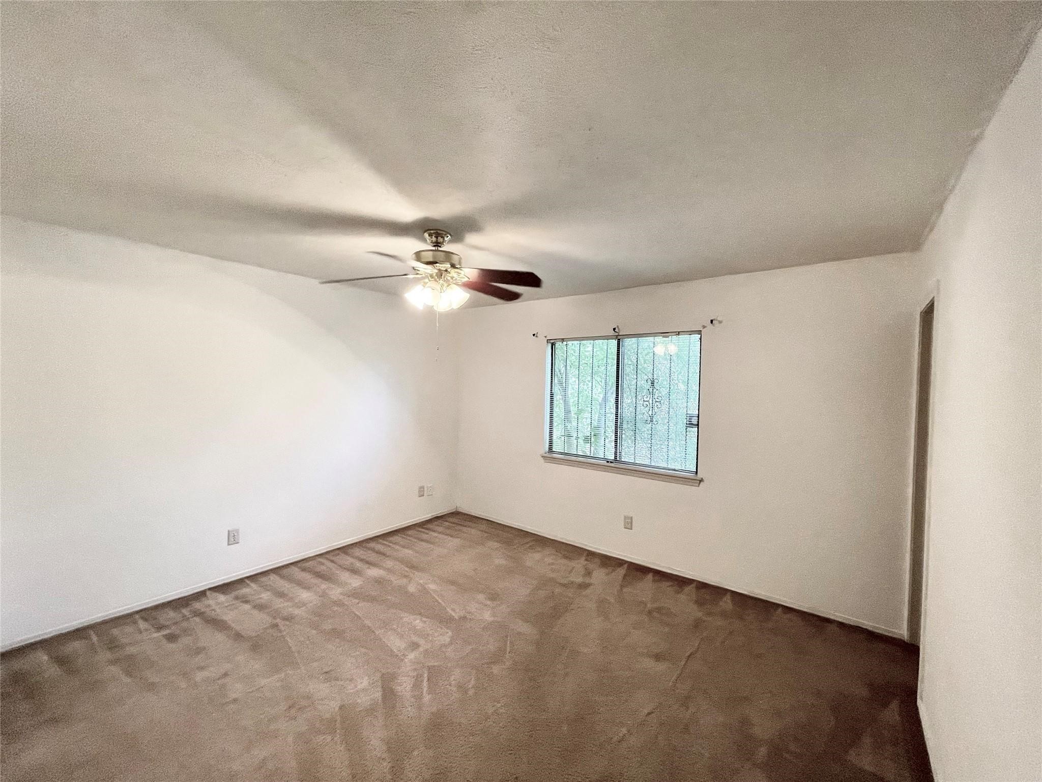 9551 Kerrville Street