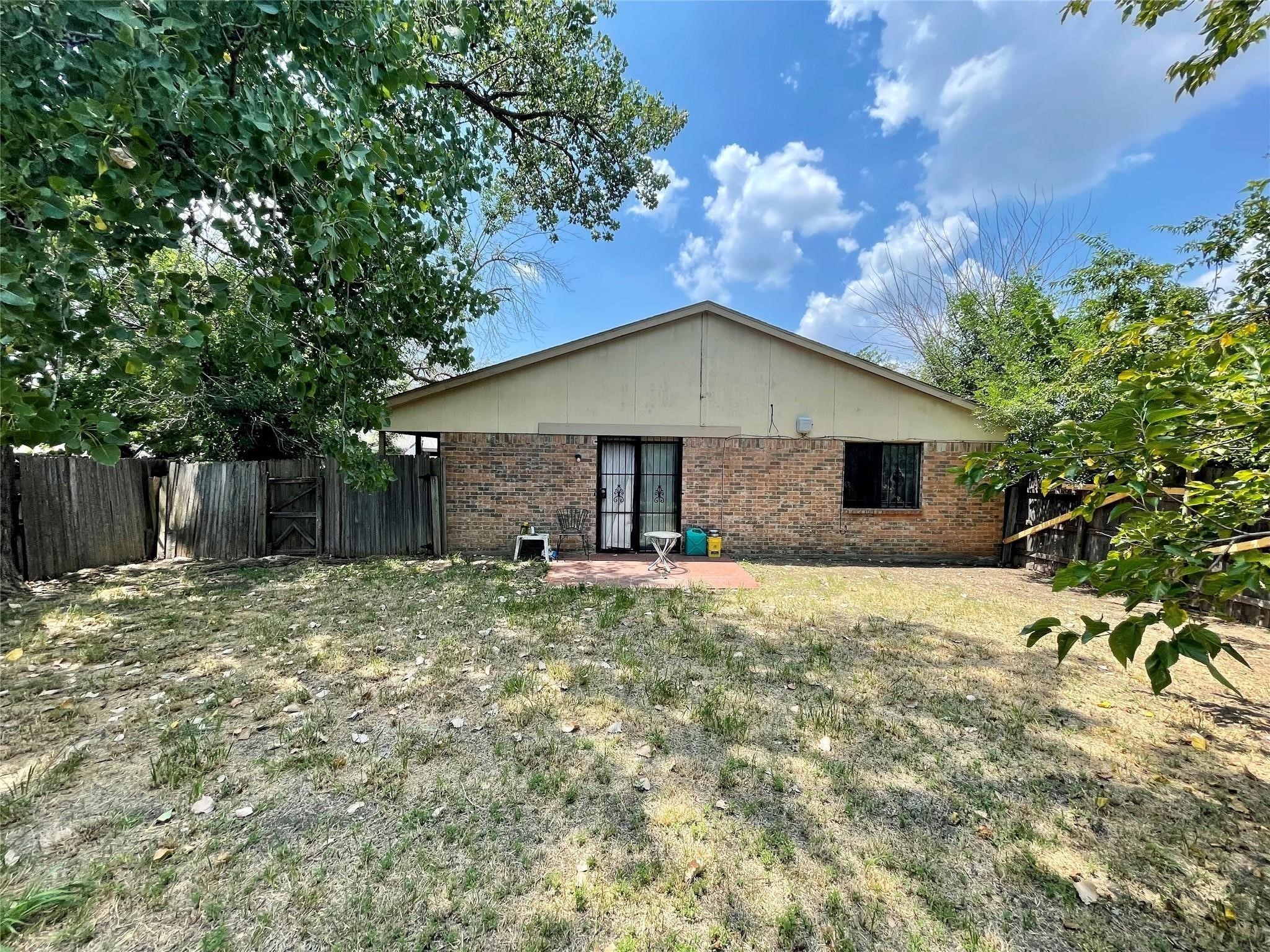 9551 Kerrville Street