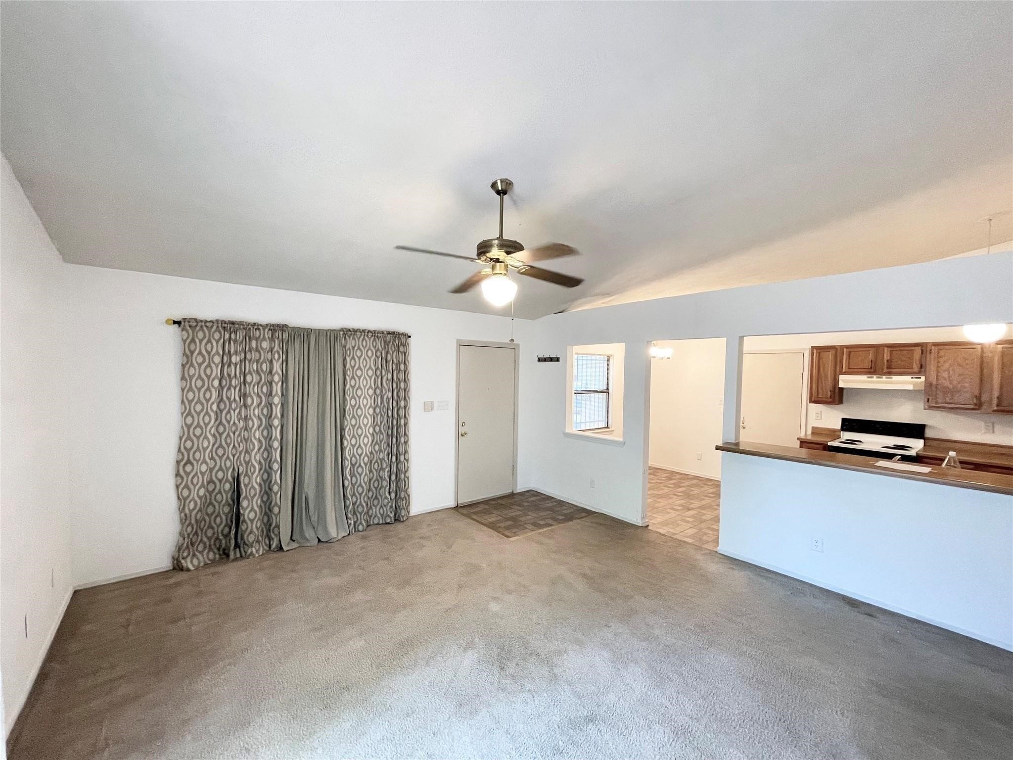 9551 Kerrville Street