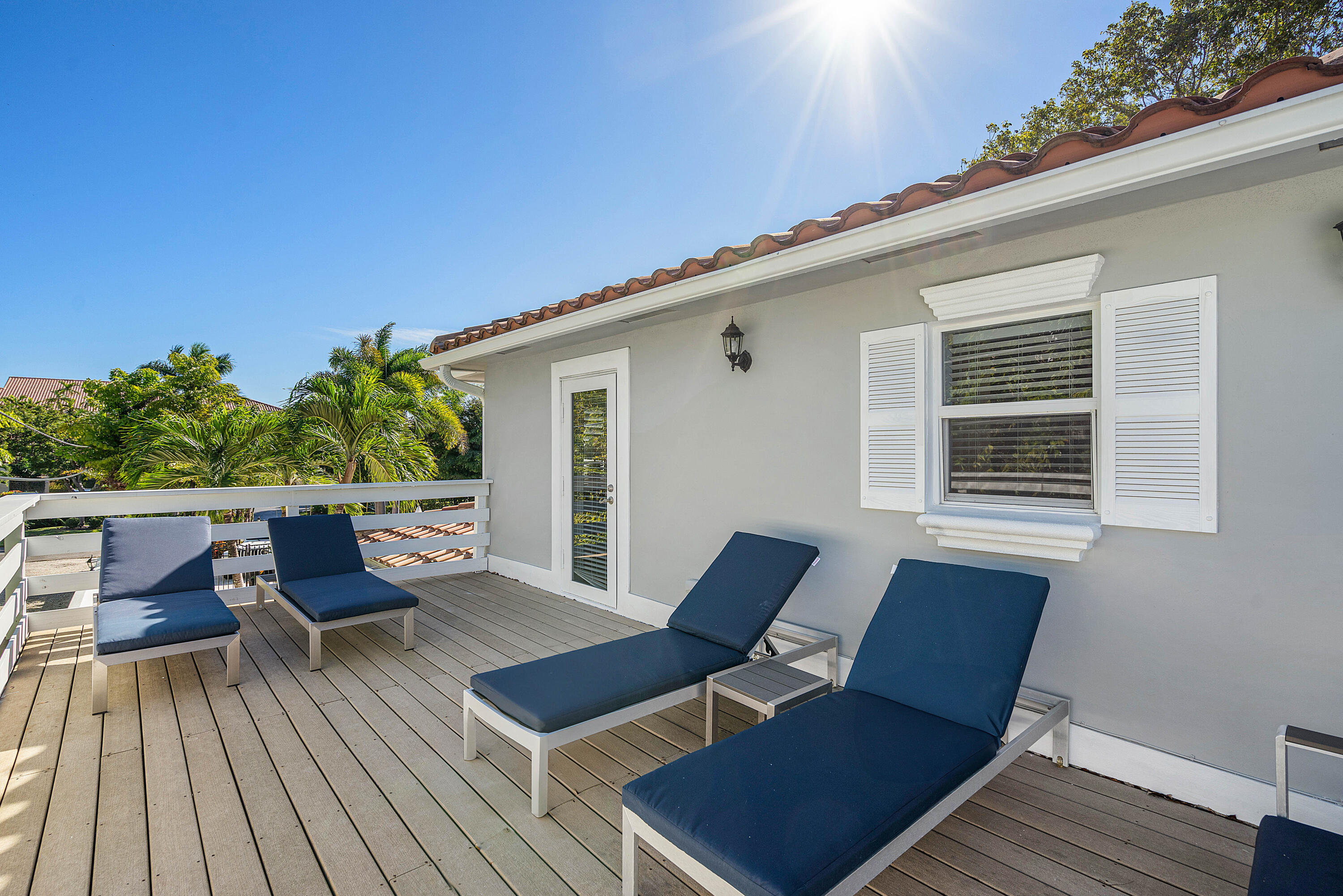 820 Palm Trail