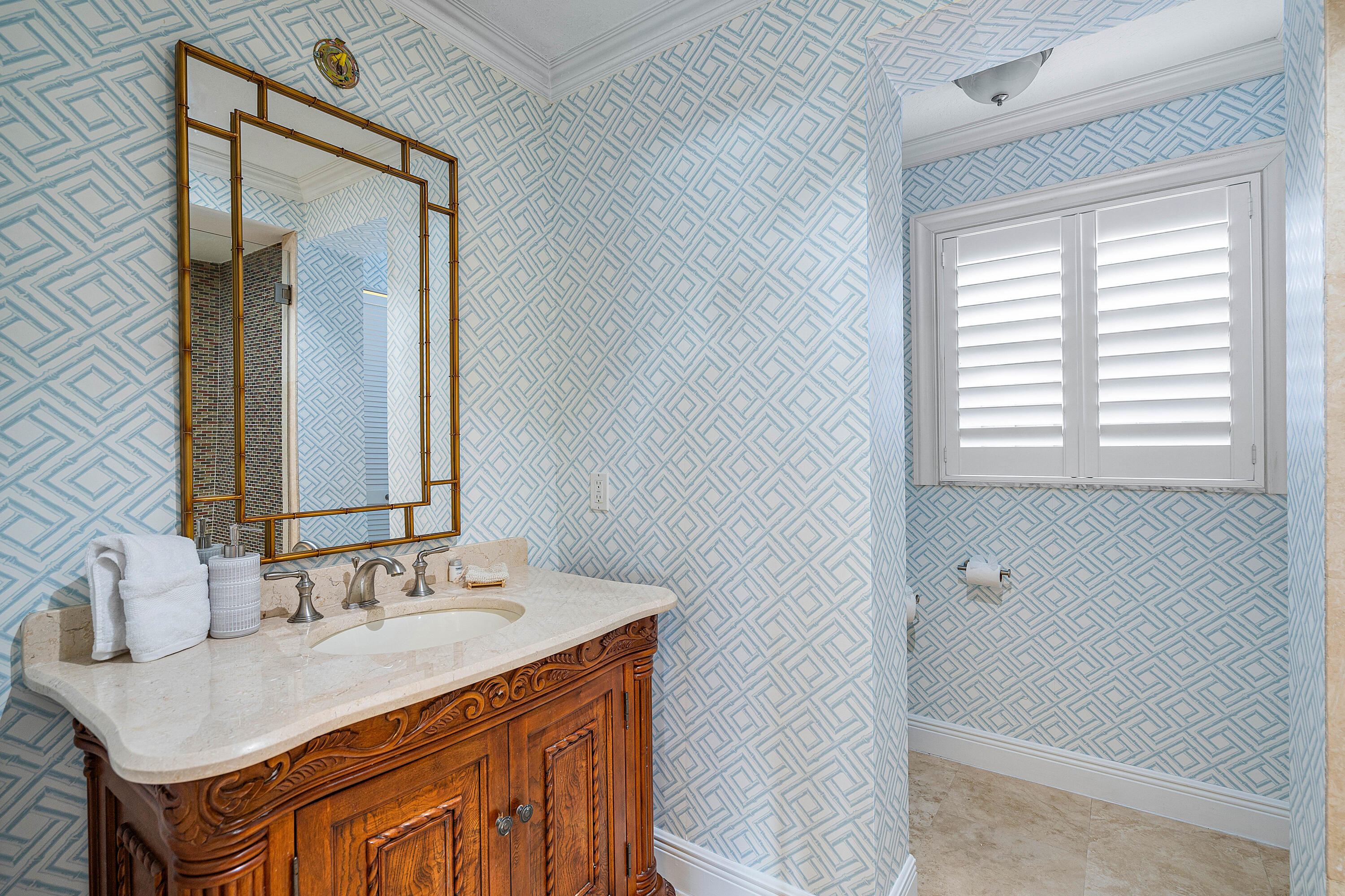 820 Palm Trail