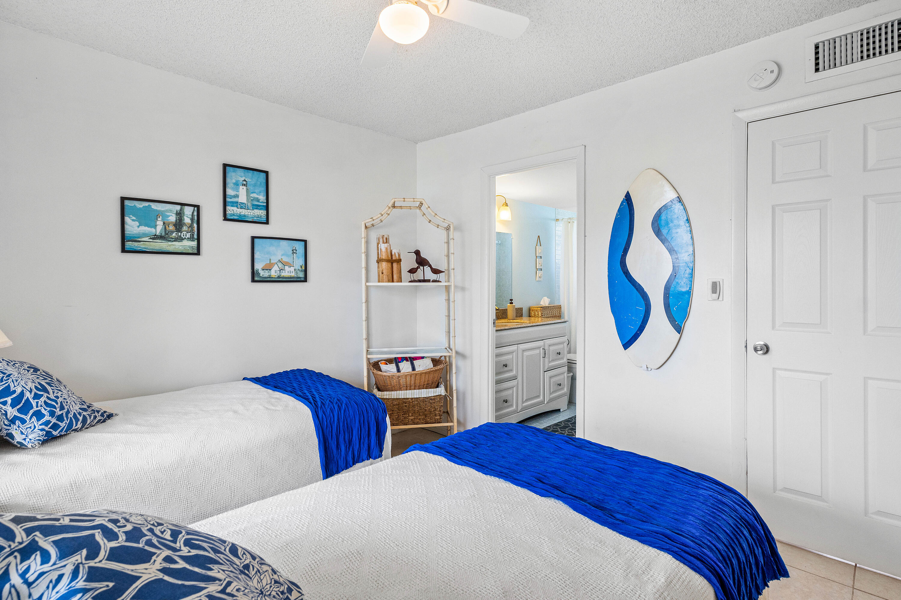 1820 New Palm Way 103