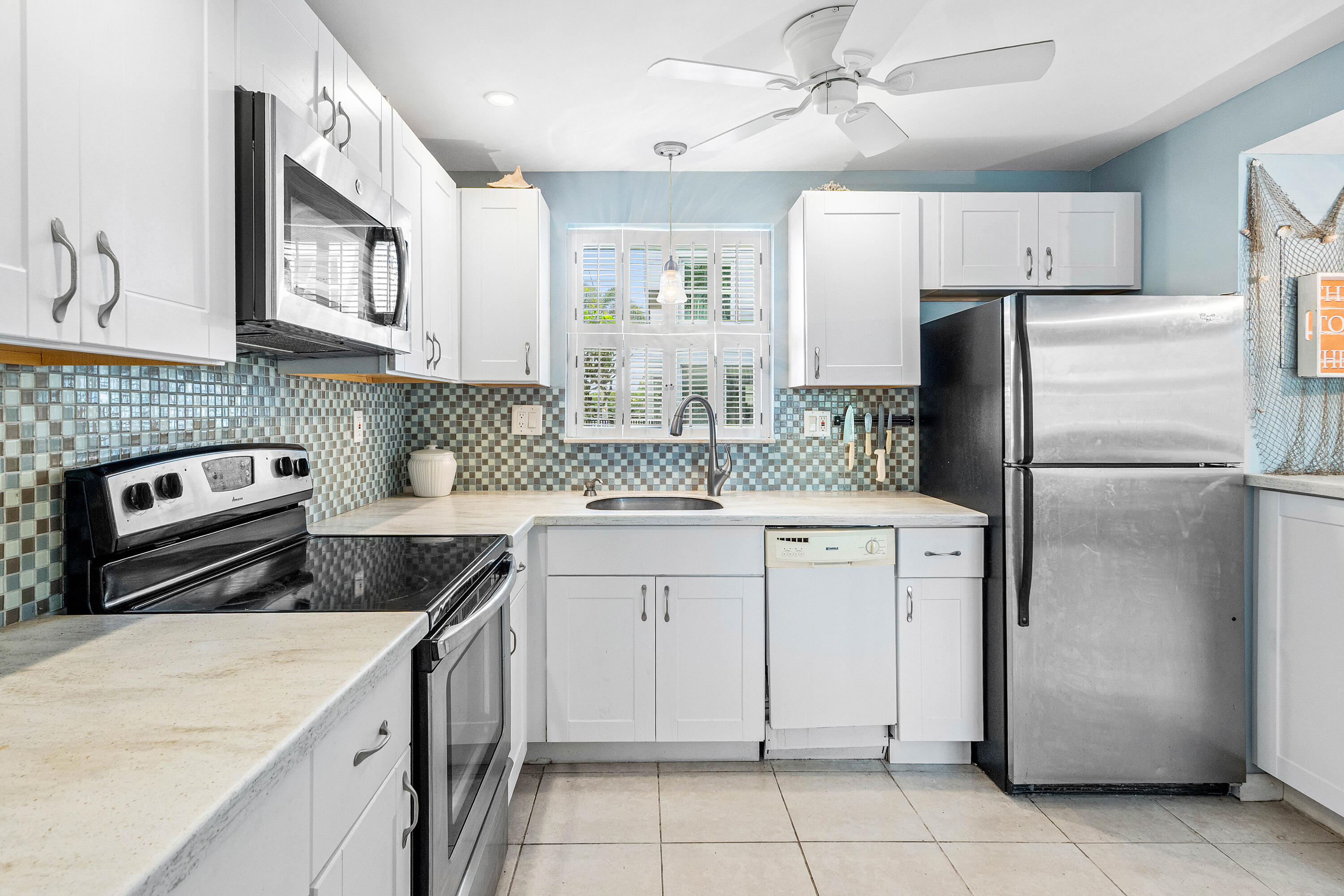 1820 New Palm Way 103