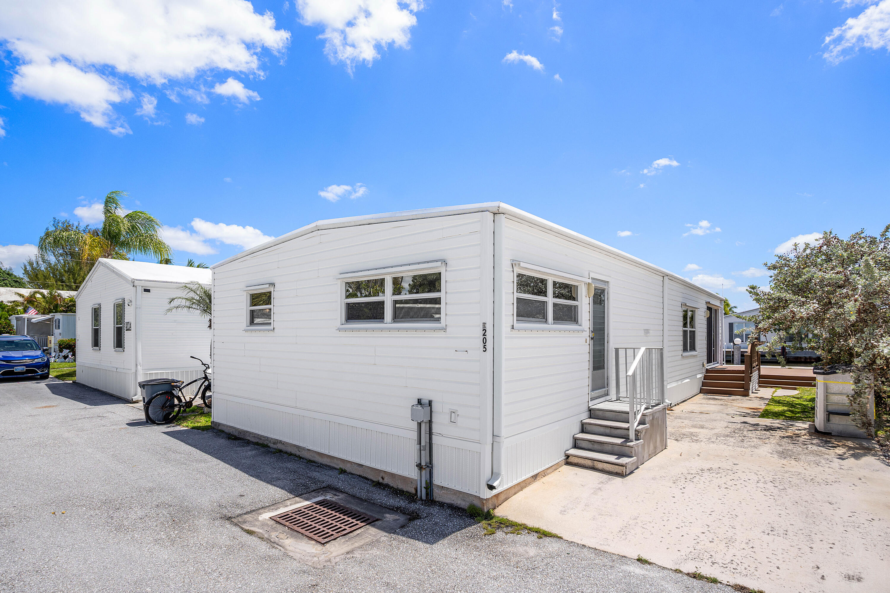 205 S Ibis Drive R