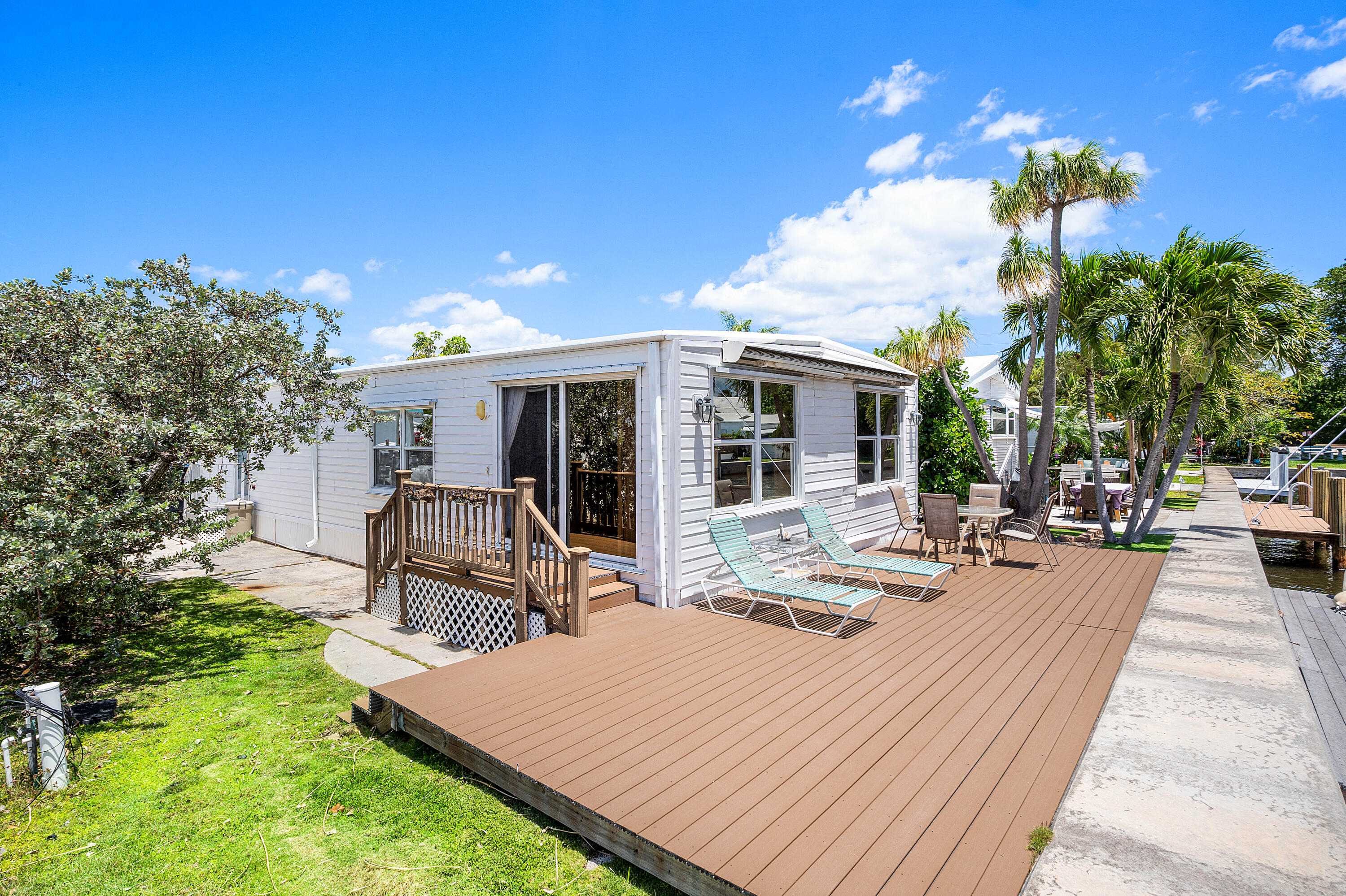 205 S Ibis Drive R