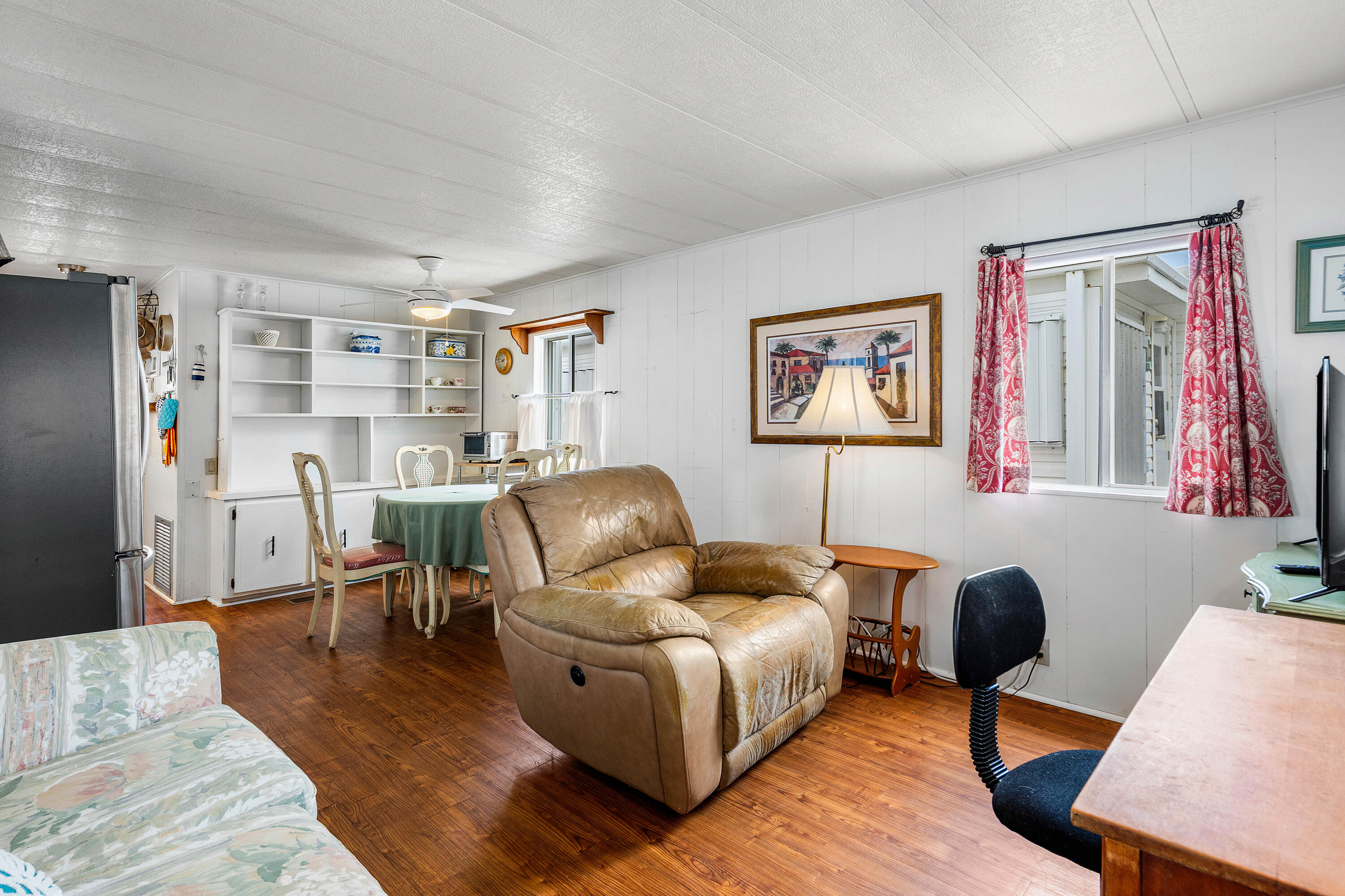 7 Ruthmary Avenue F