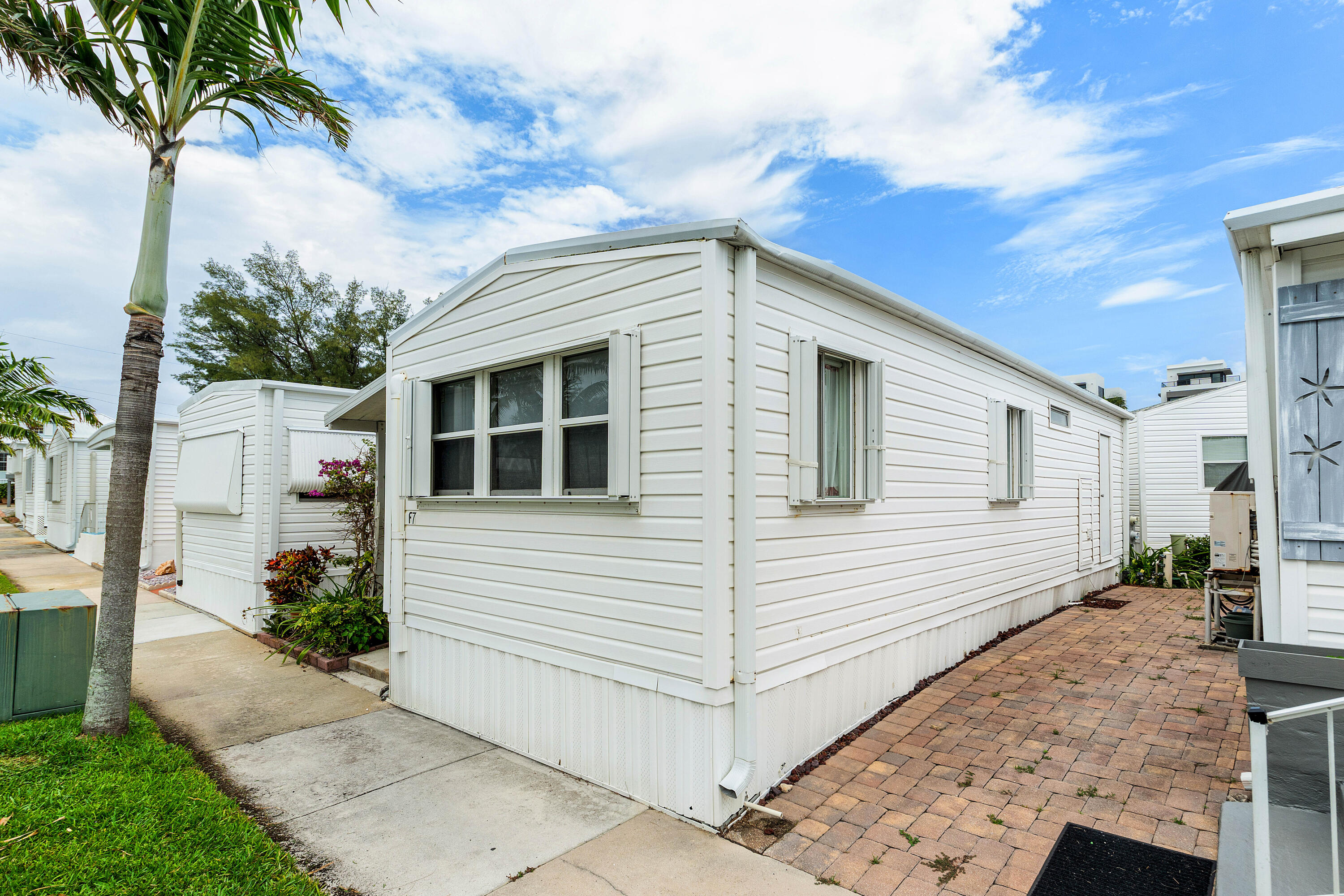 7 Ruthmary Avenue F