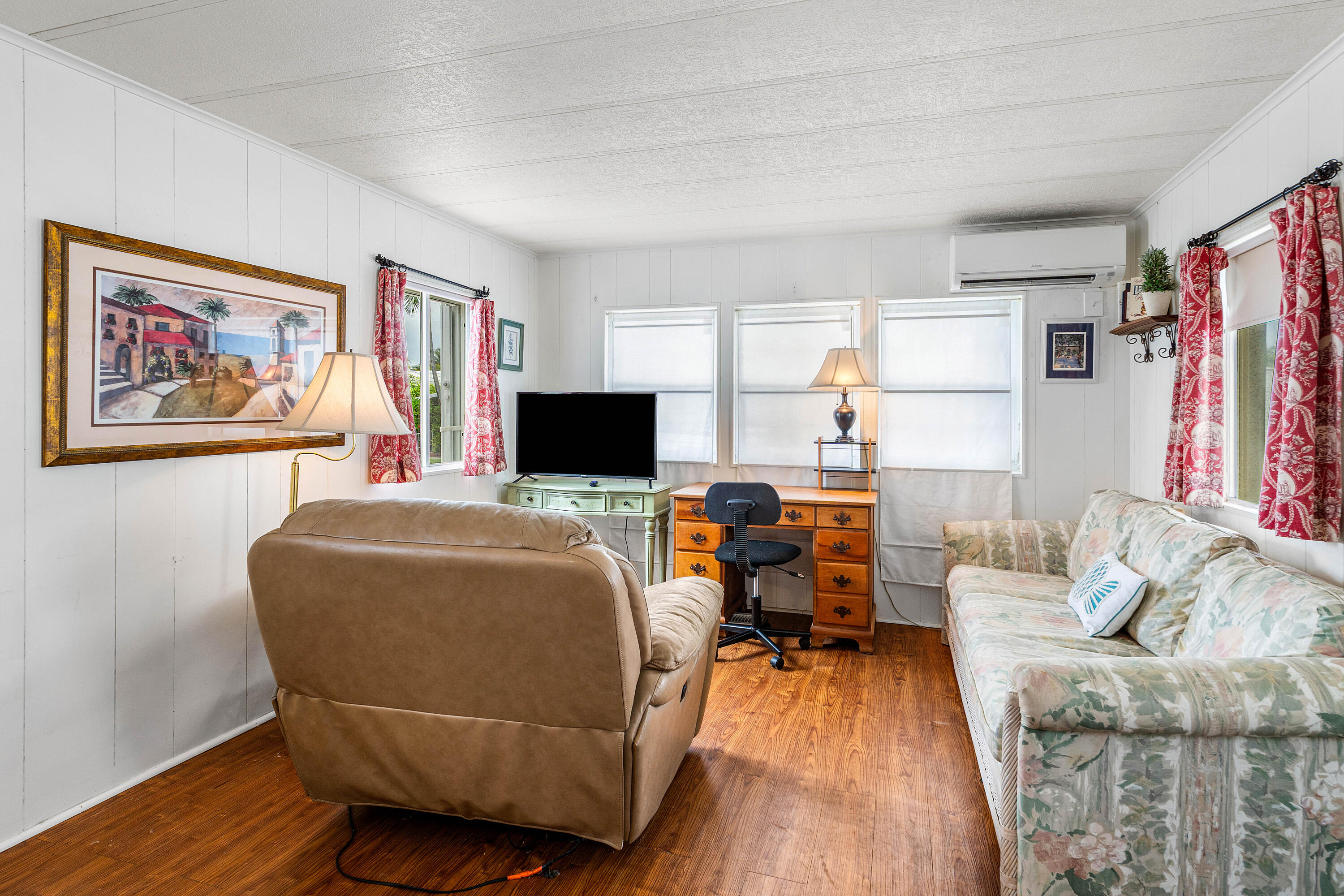 7 Ruthmary Avenue F