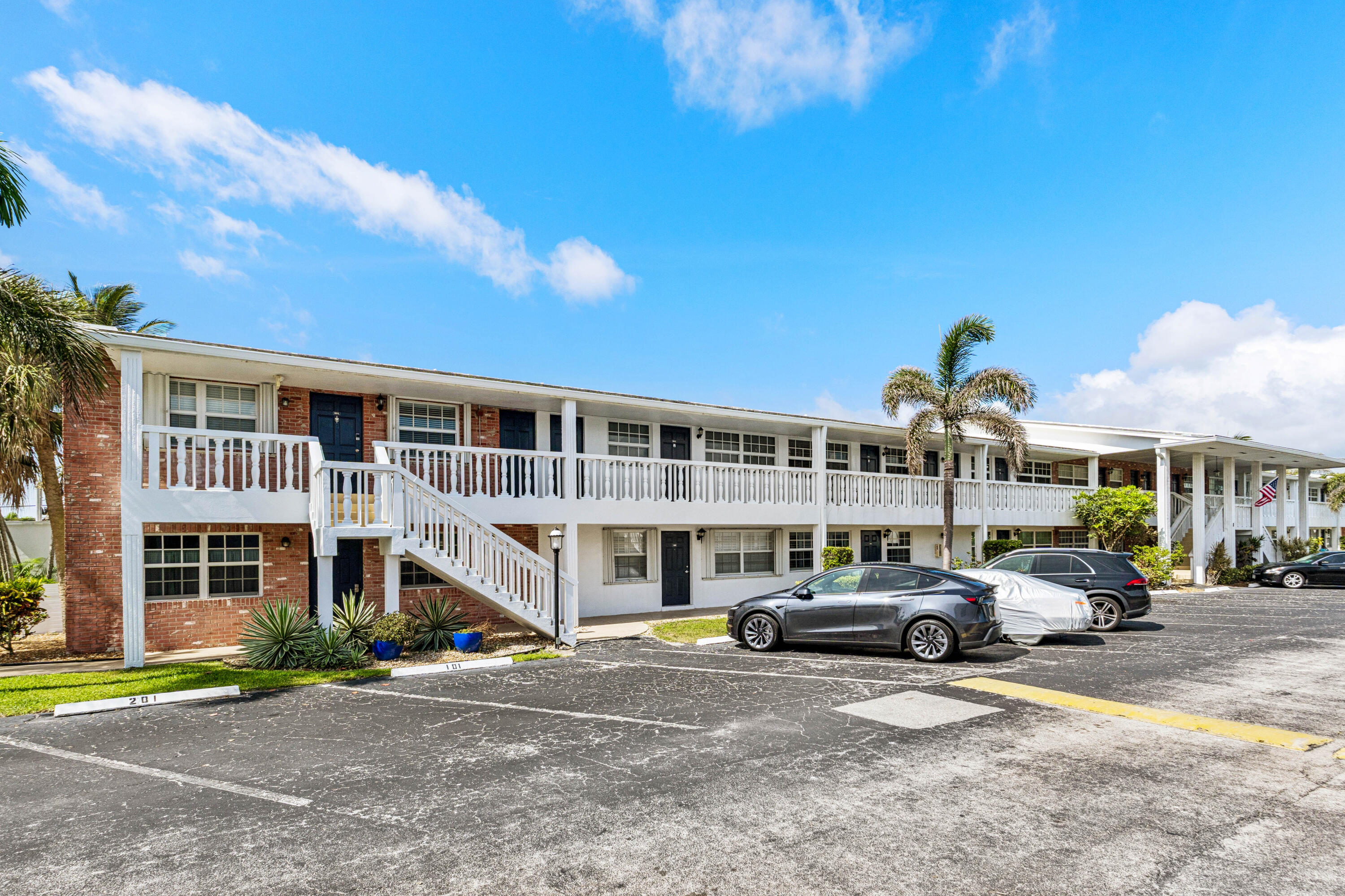 5505 N Ocean Boulevard 8-204