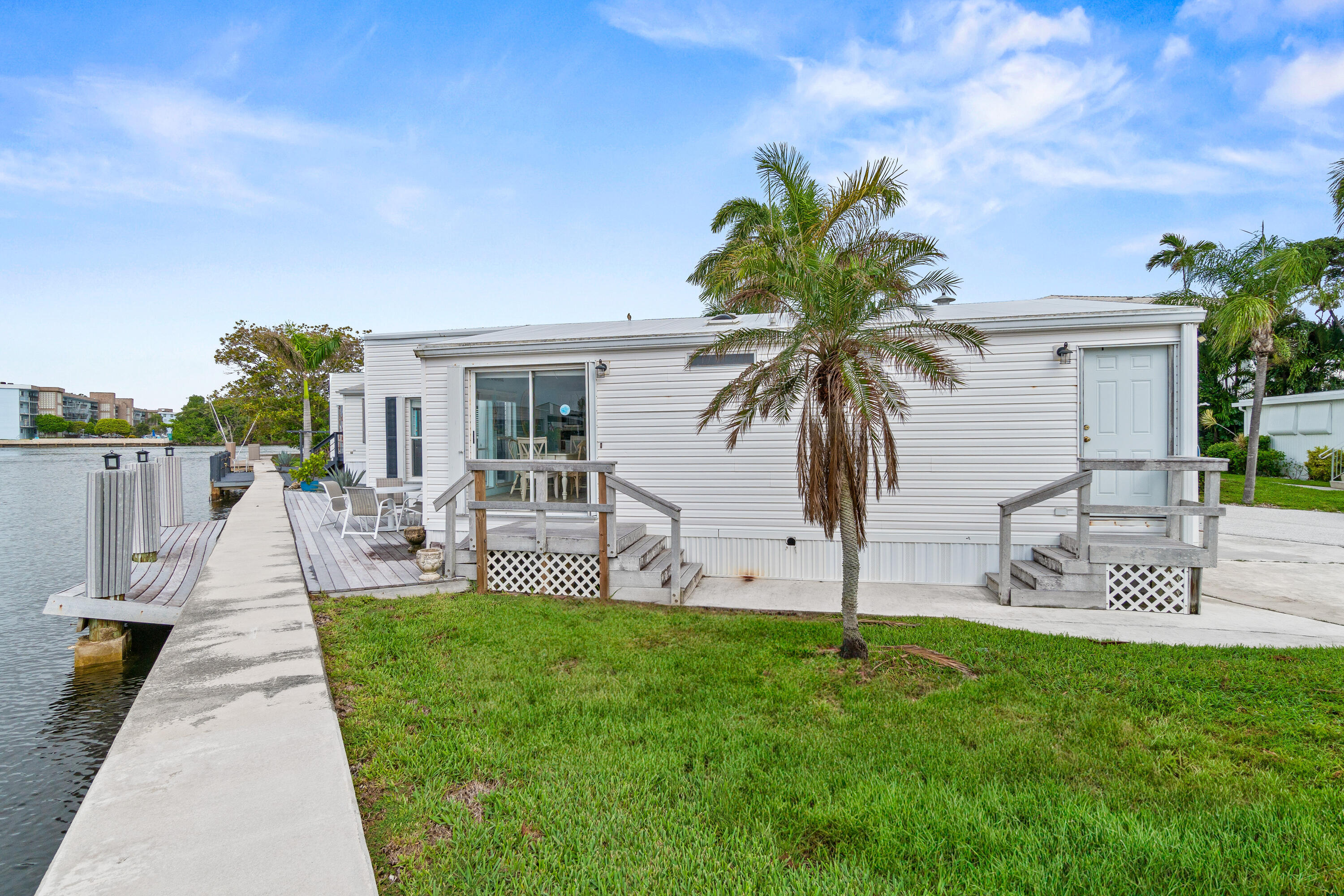 207 Mallard Drive U