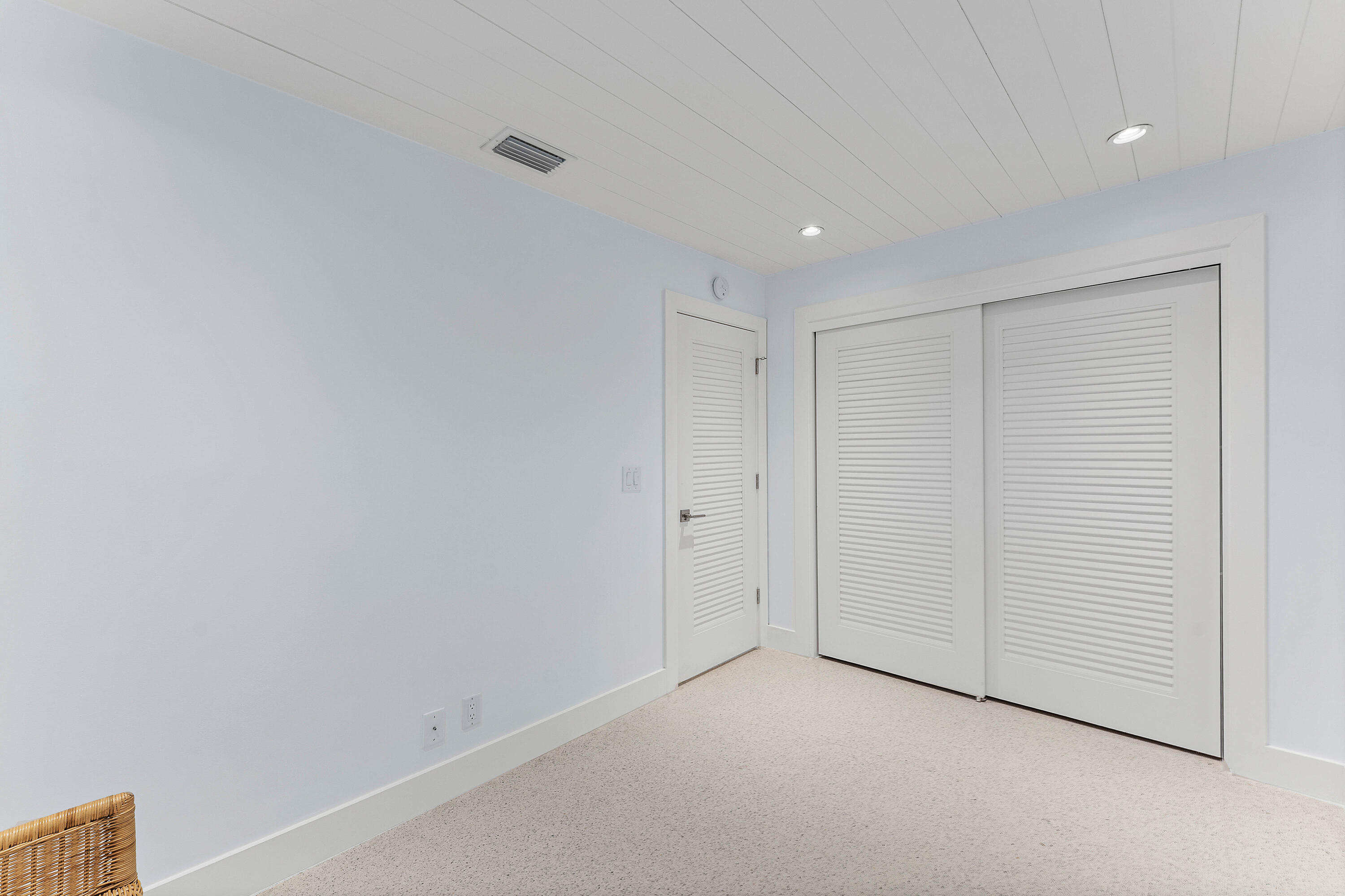 1877 S Ocean Boulevard 10