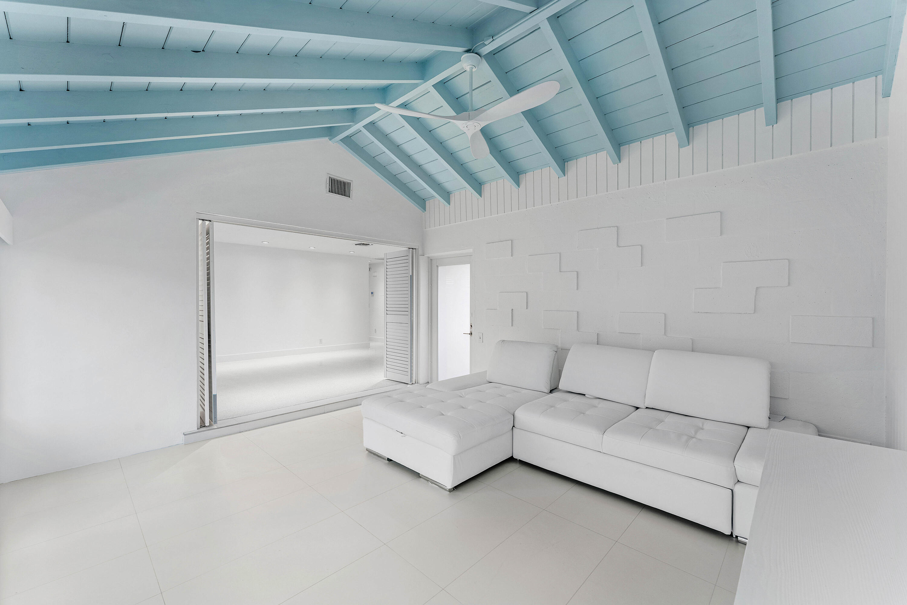 1877 S Ocean Boulevard 10