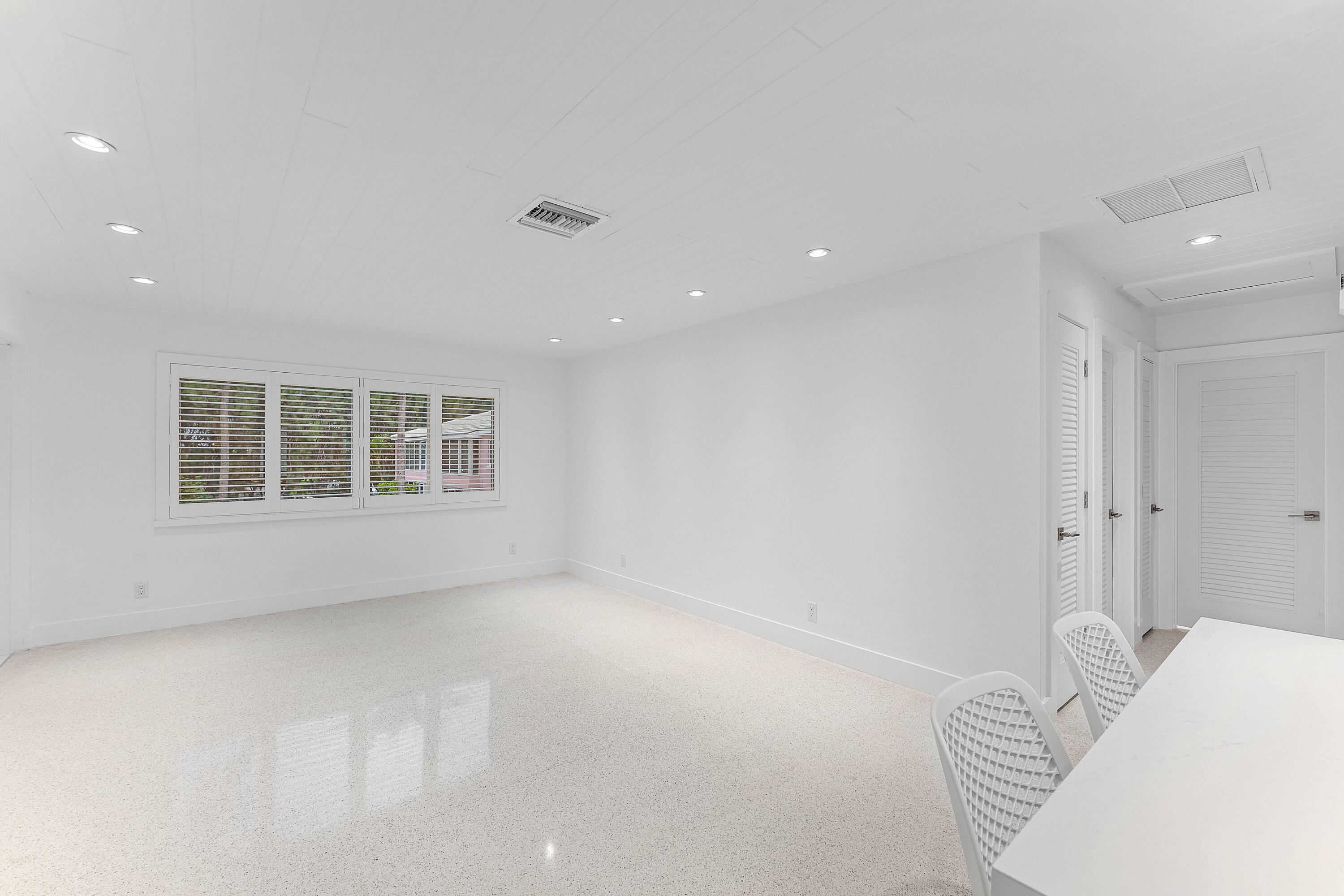 1877 S Ocean Boulevard 10