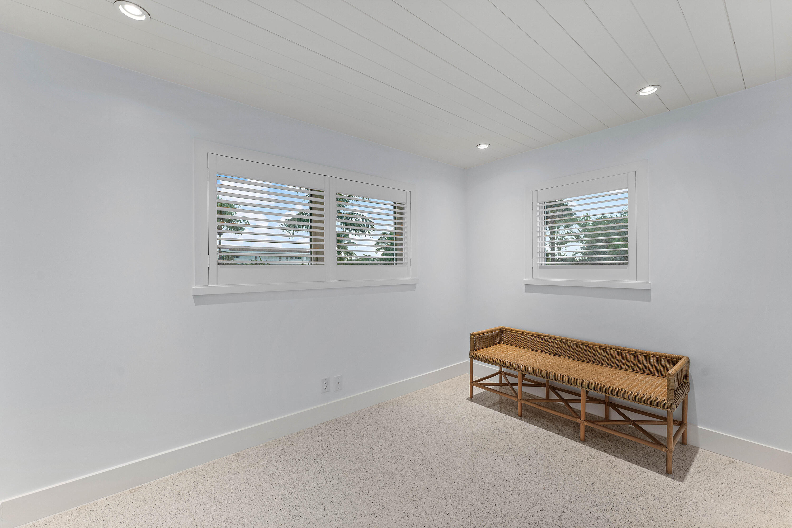 1877 S Ocean Boulevard 10