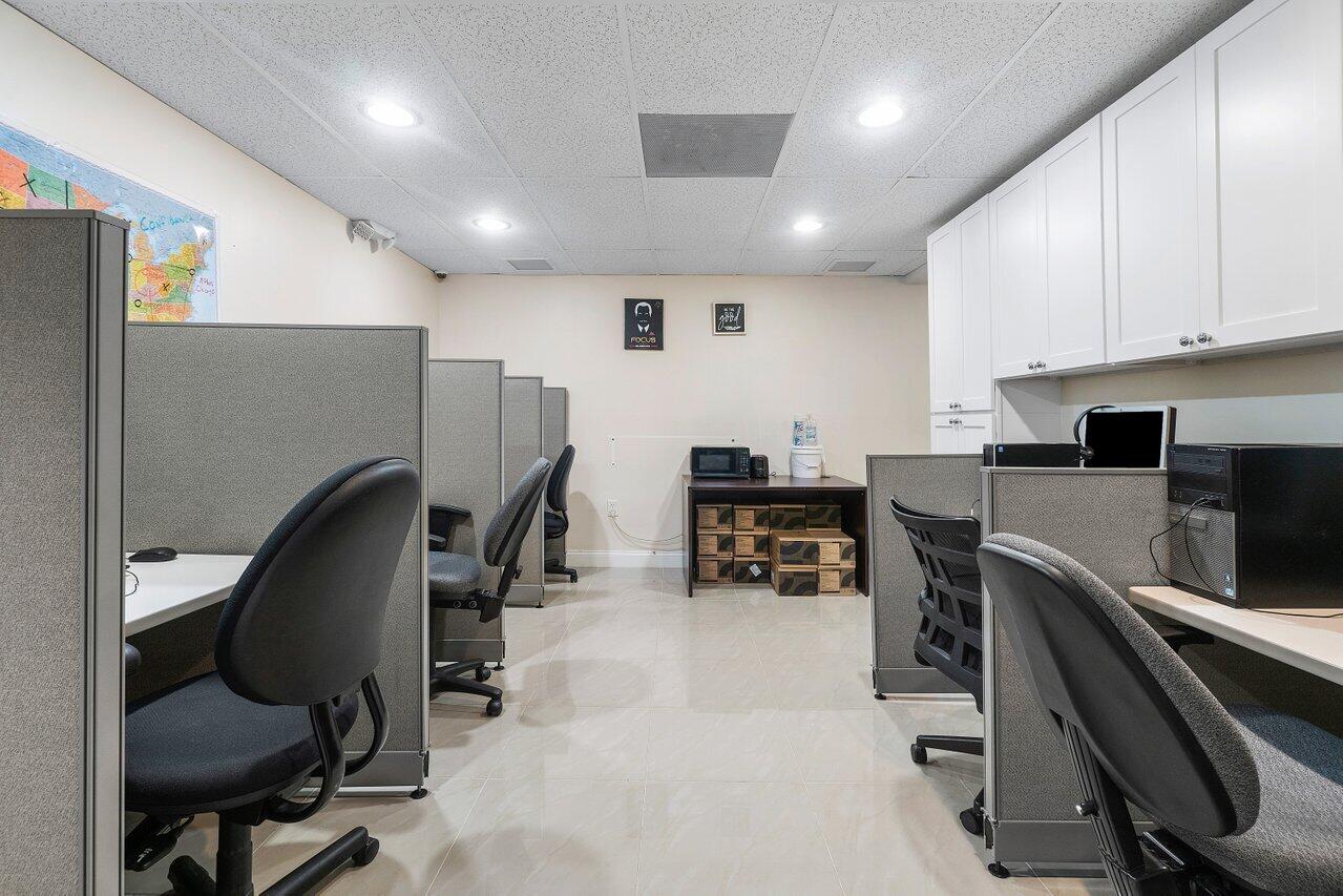 721 Us Highway 1 Unit: 207