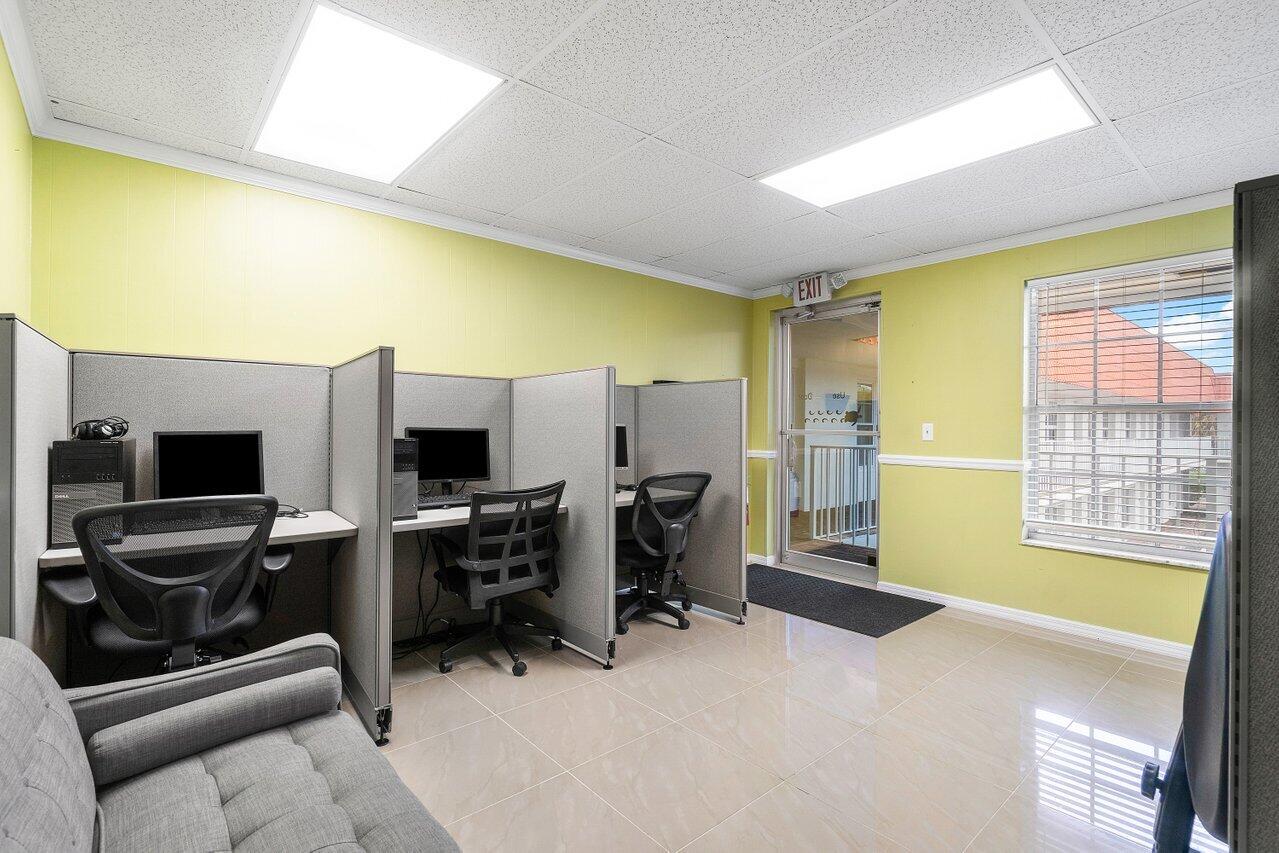 721 Us Highway 1 Unit: 207