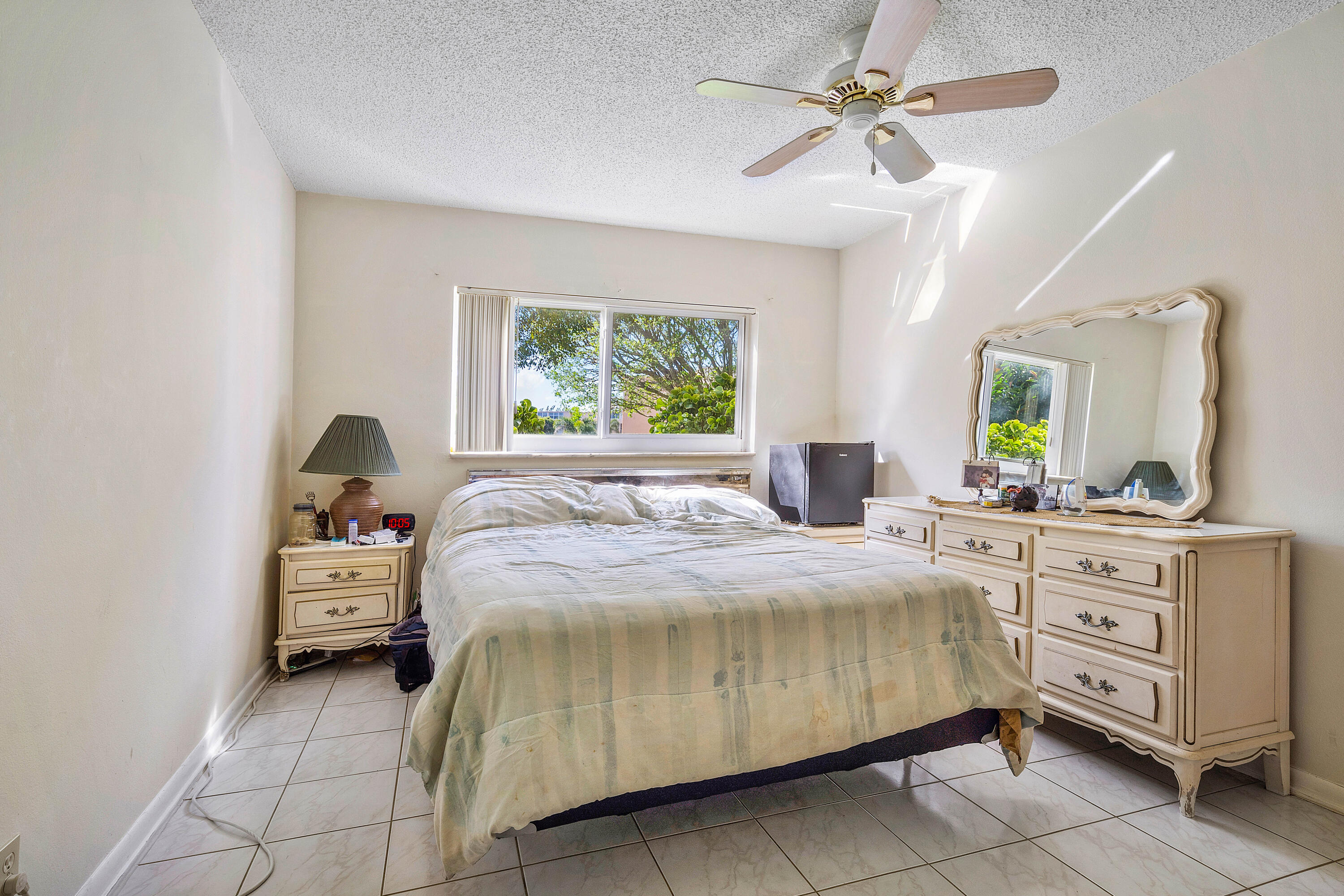 330 NE 26th Avenue NE 111