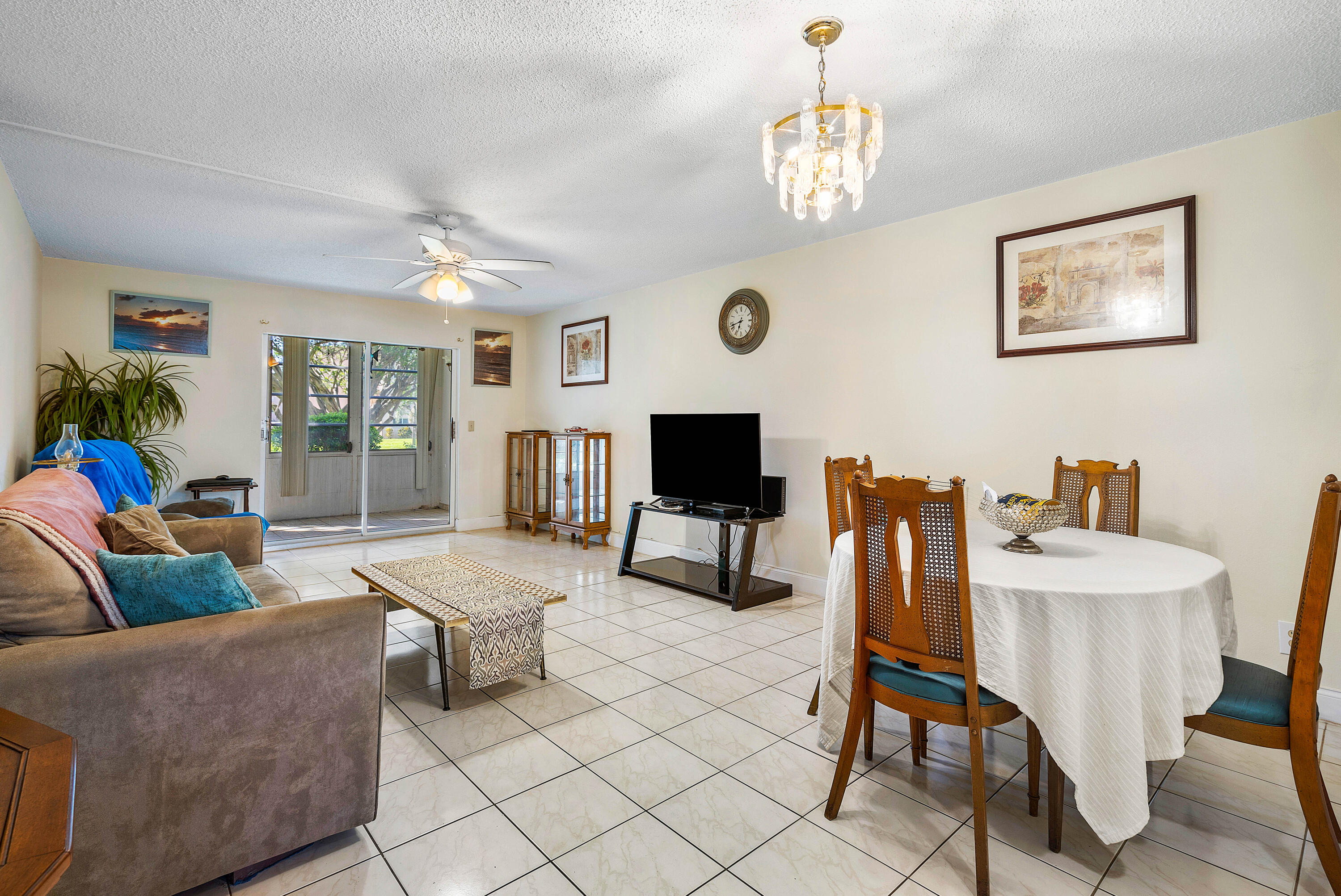 330 NE 26th Avenue NE 111