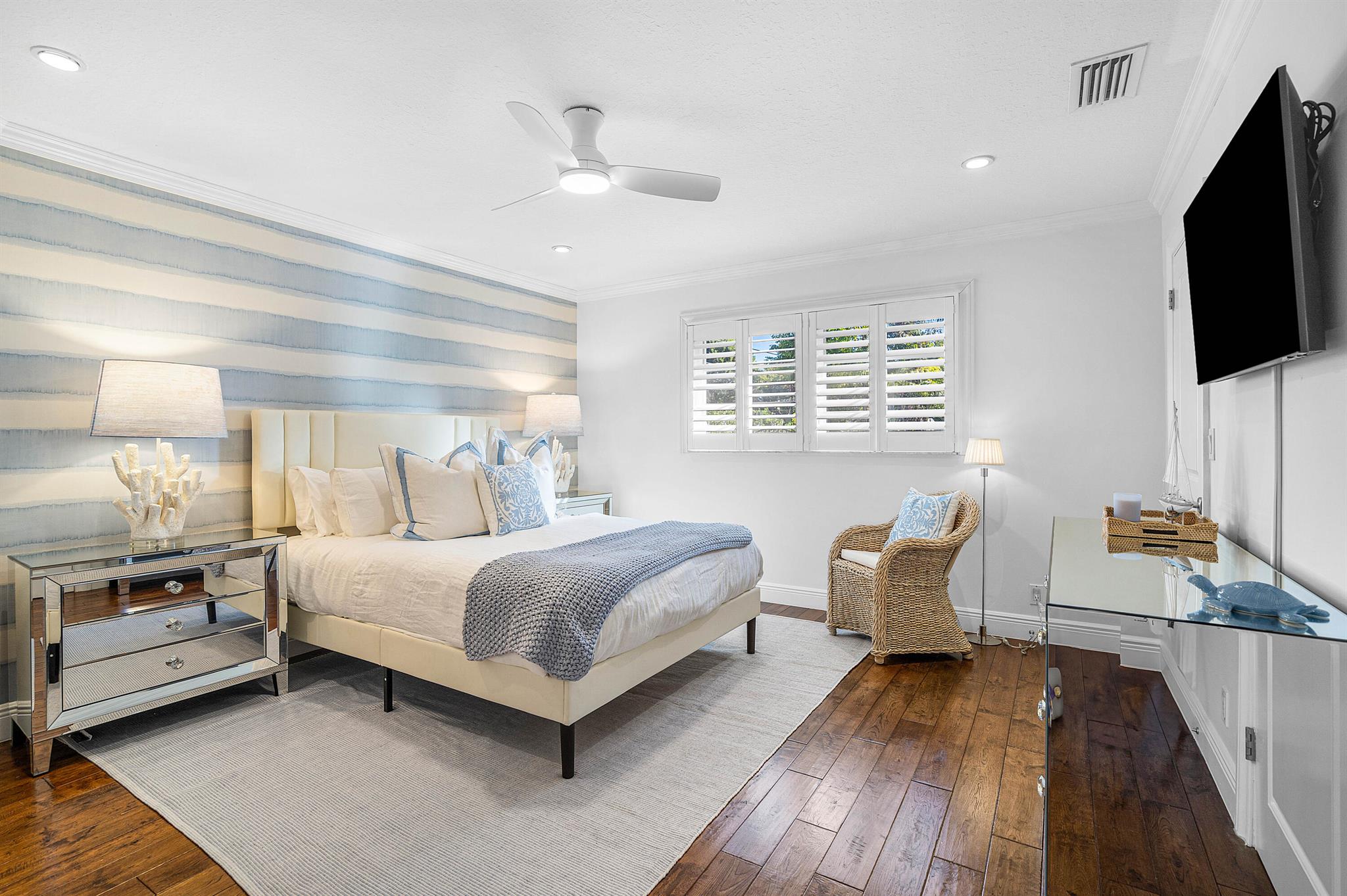 820 Palm Trail