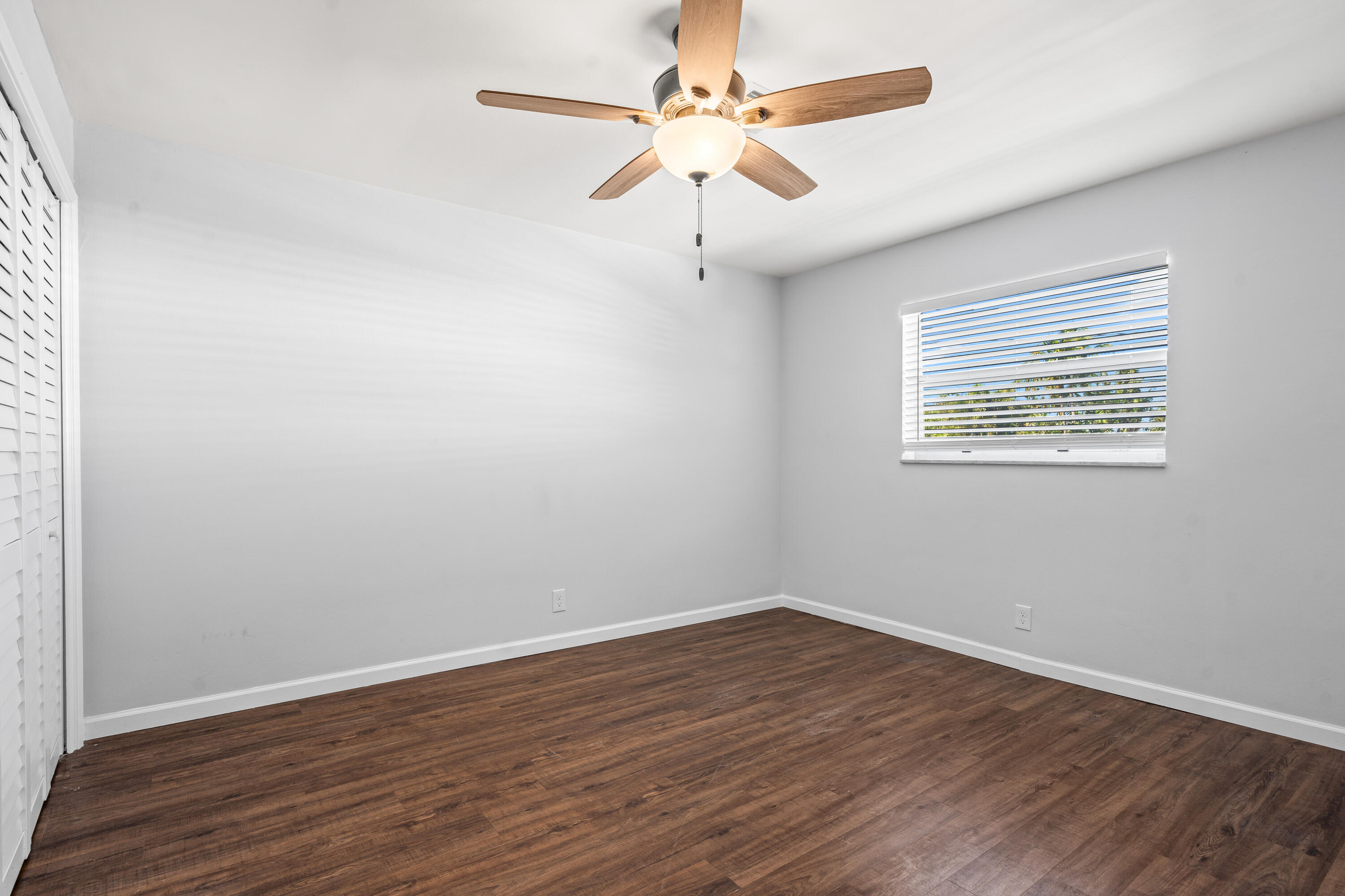 1360 NE 27th Terrace W 5