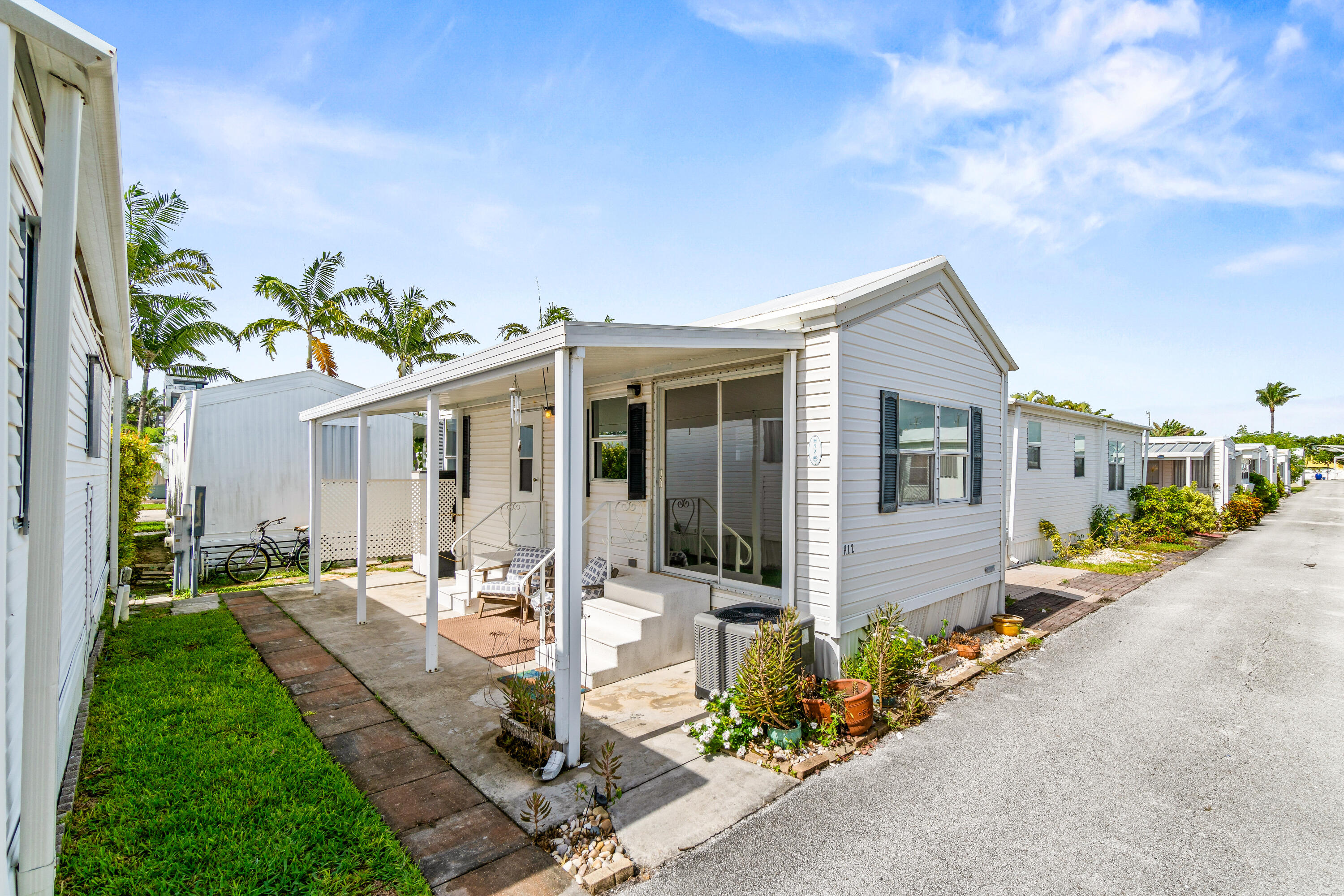 12 Hibiscus Drive H