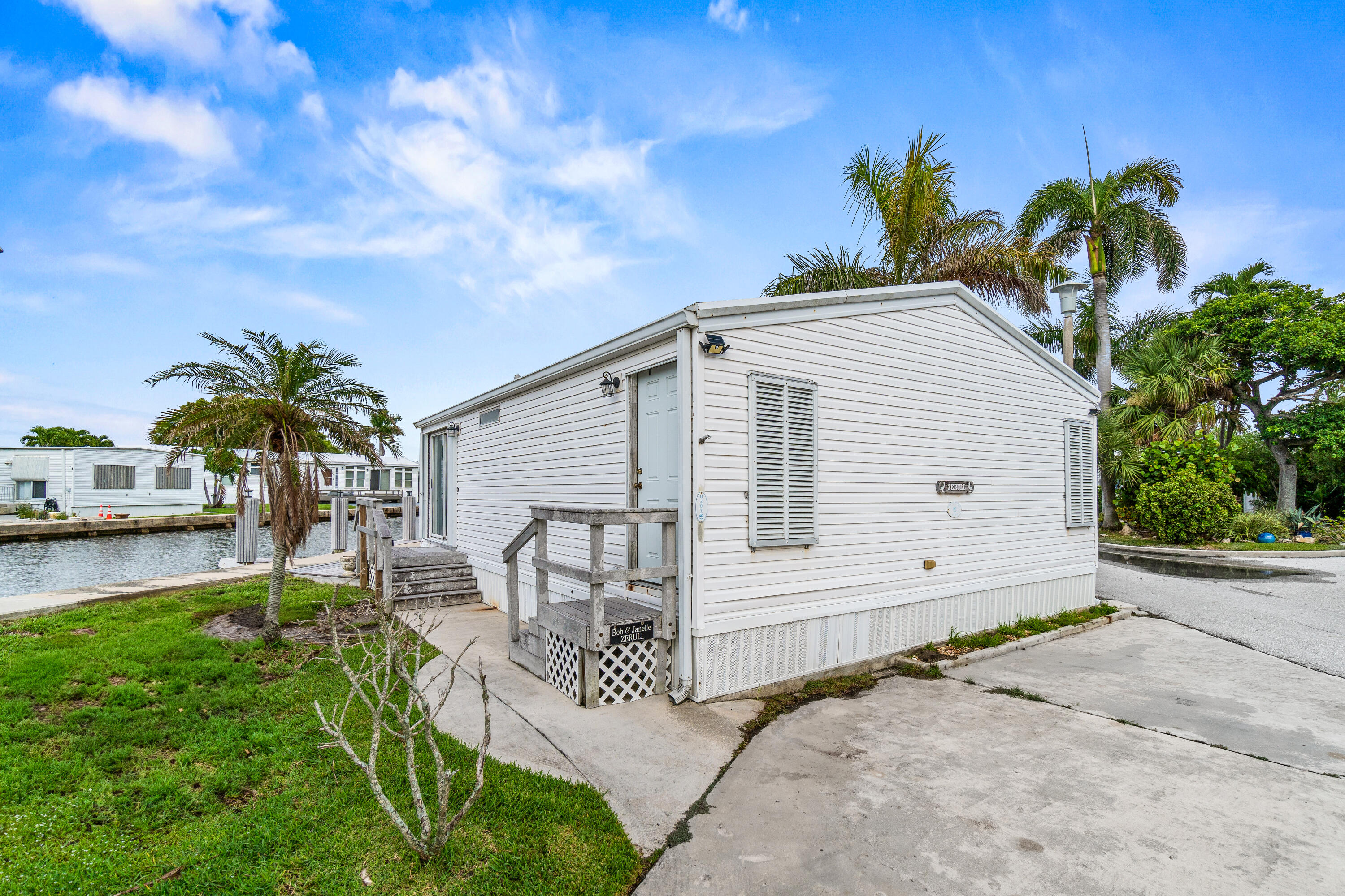 207 Mallard Drive U