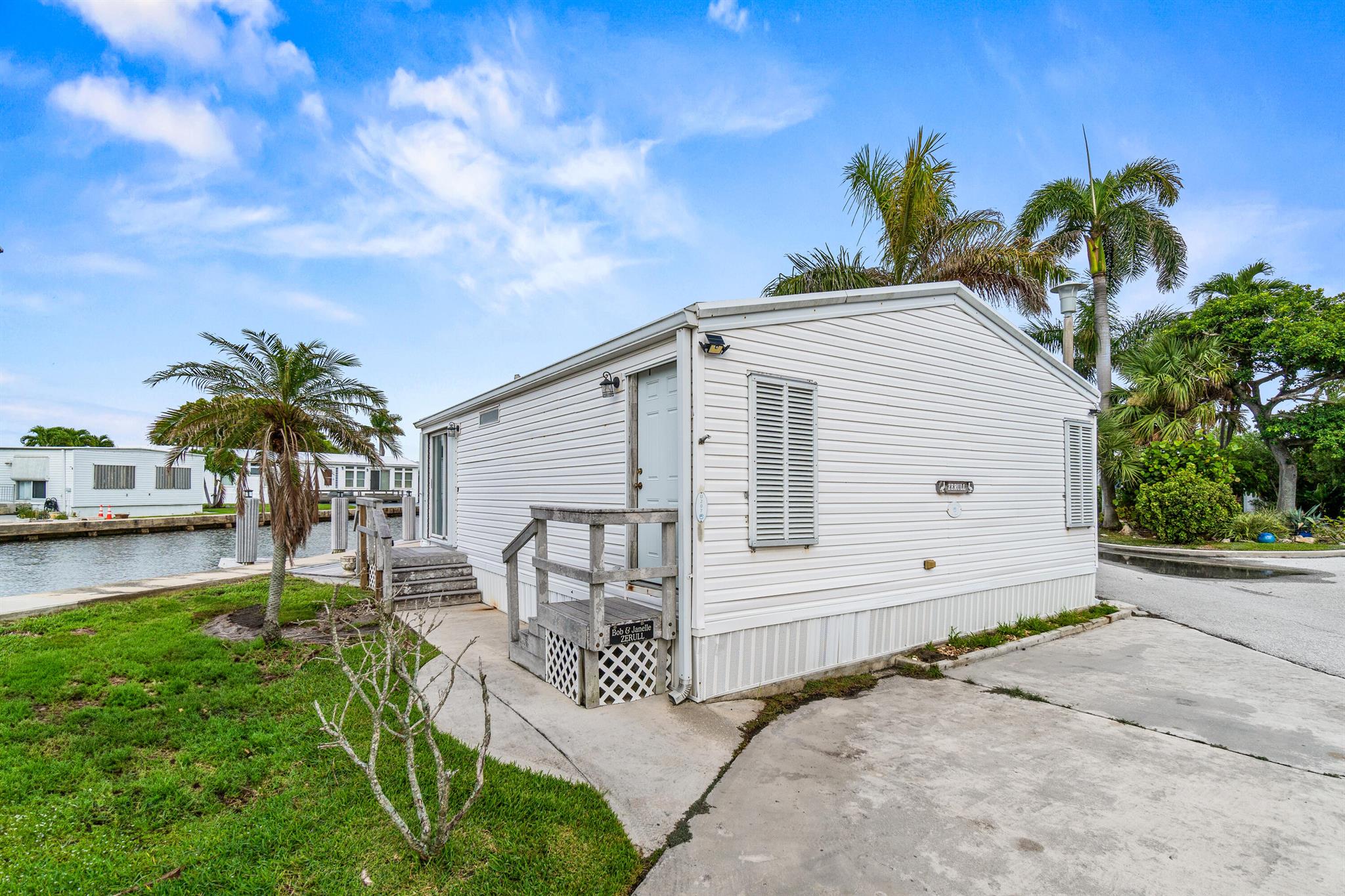 207 Mallard Drive U