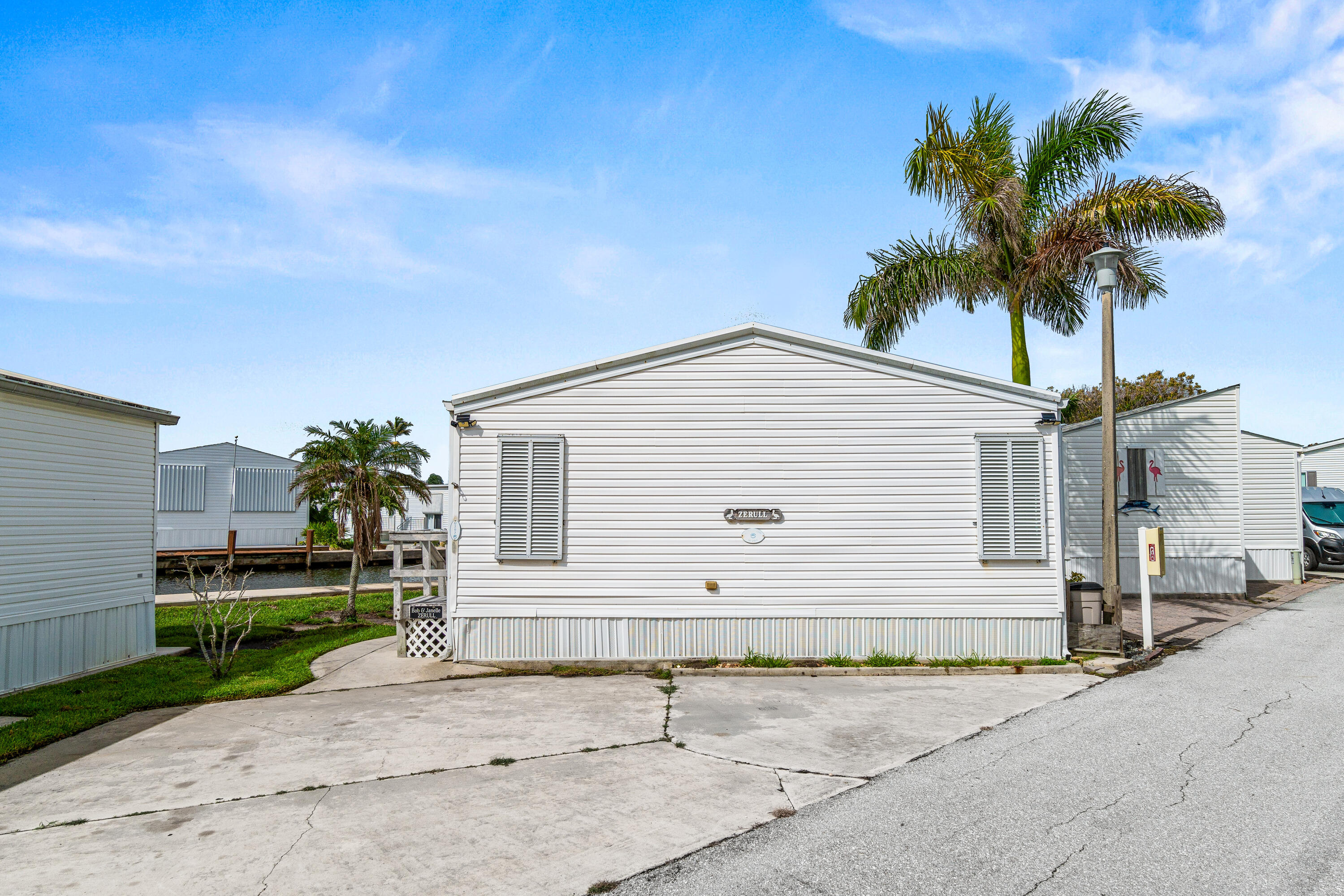 207 Mallard Drive U
