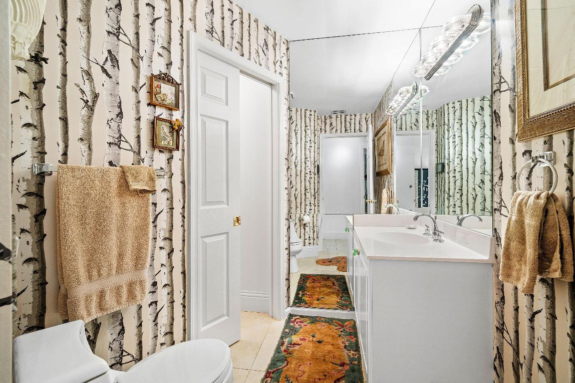 5111 N Ocean Boulevard B