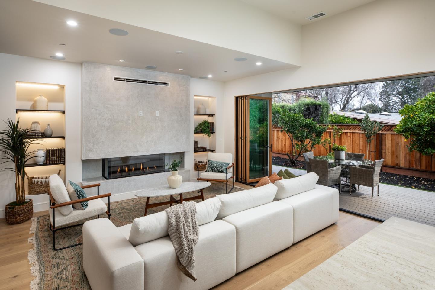 3413 Ross Road