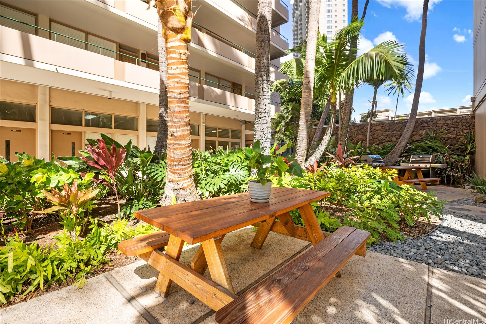 1720 Ala Moana Boulevard 1506/1507A