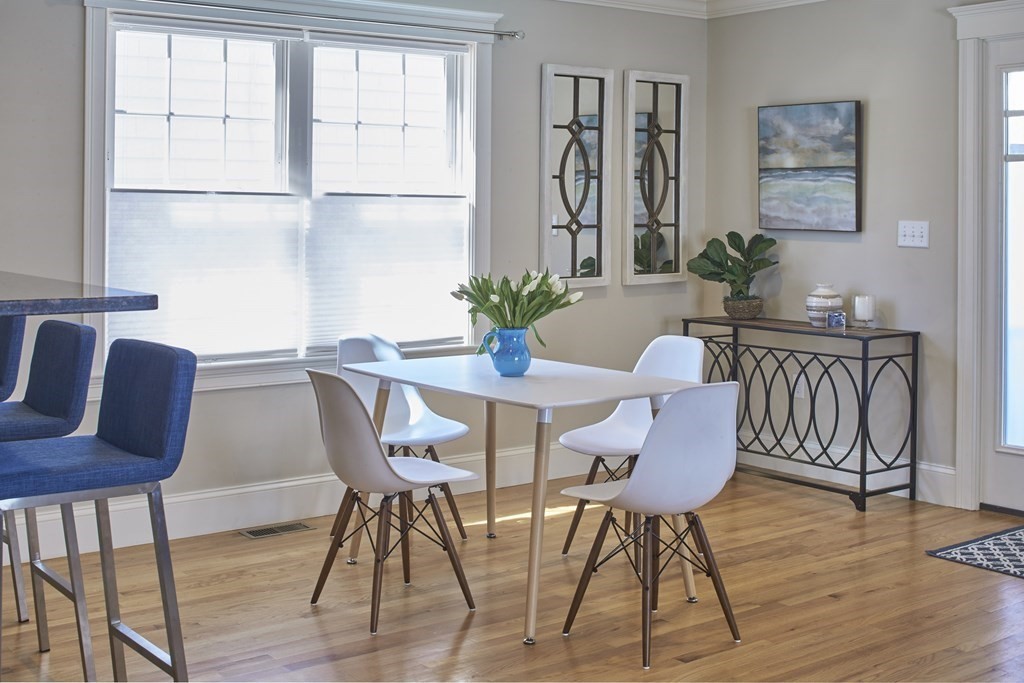 61 Hawthorne Street # 61