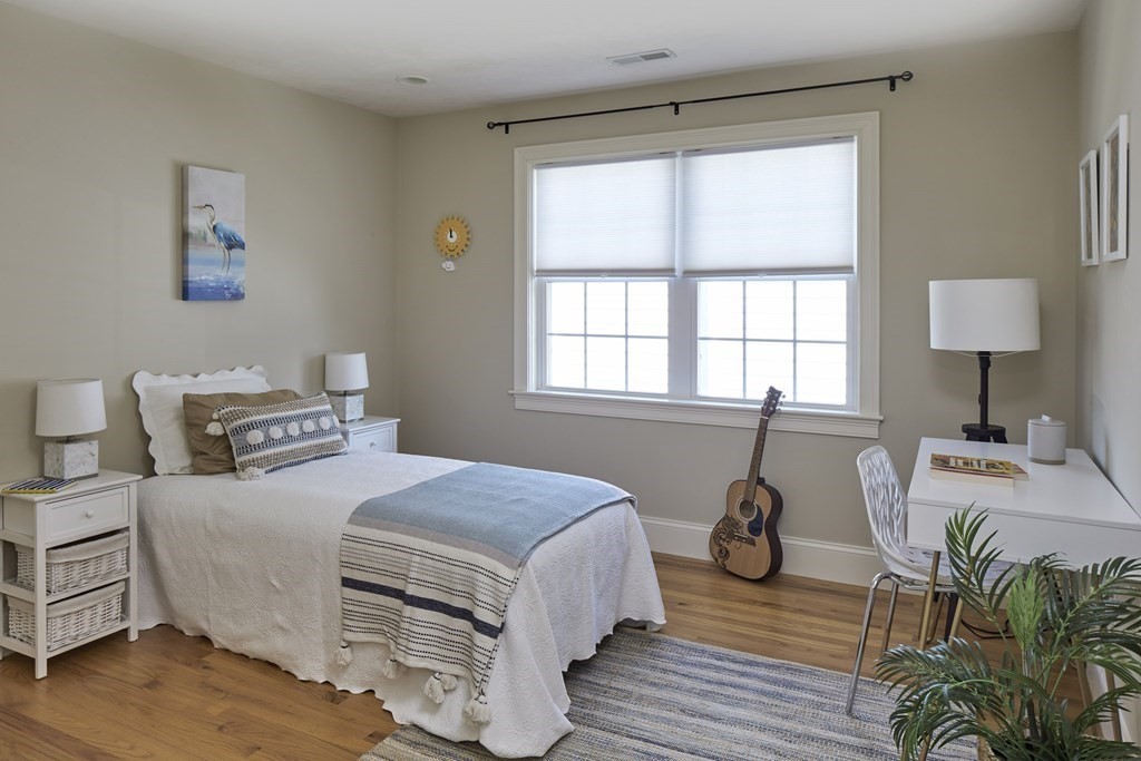 61 Hawthorne Street # 61