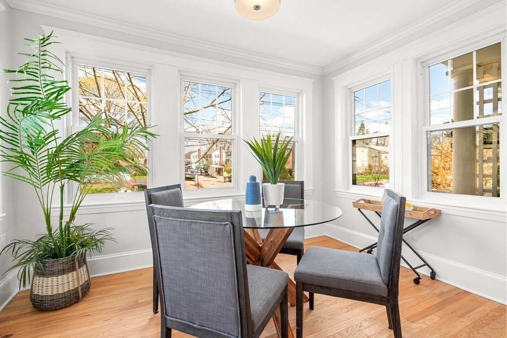 322 Newtonville # 322