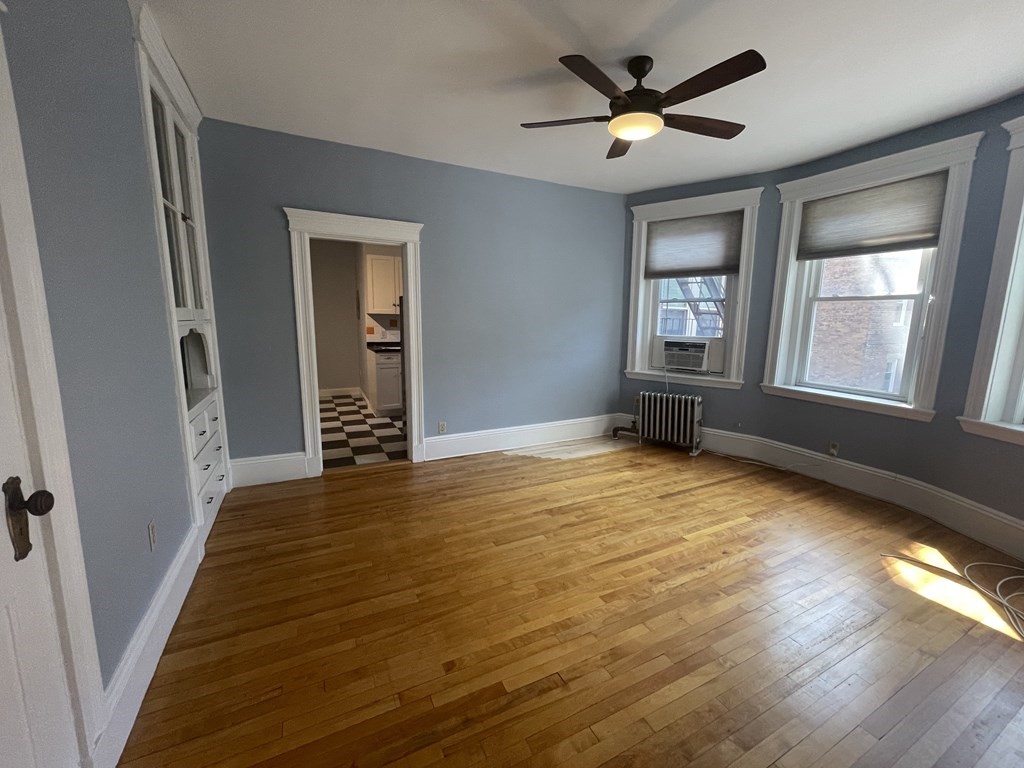 164 Strathmore Rd # 6