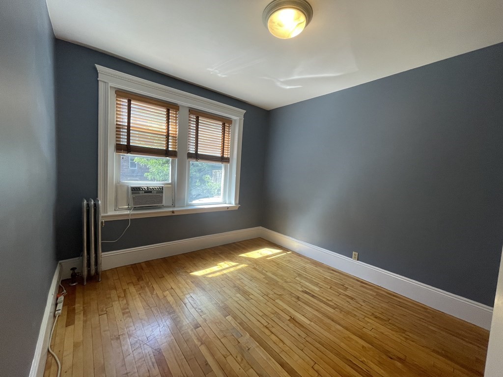 164 Strathmore Rd # 6