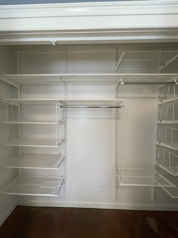 164 Strathmore Rd # 6